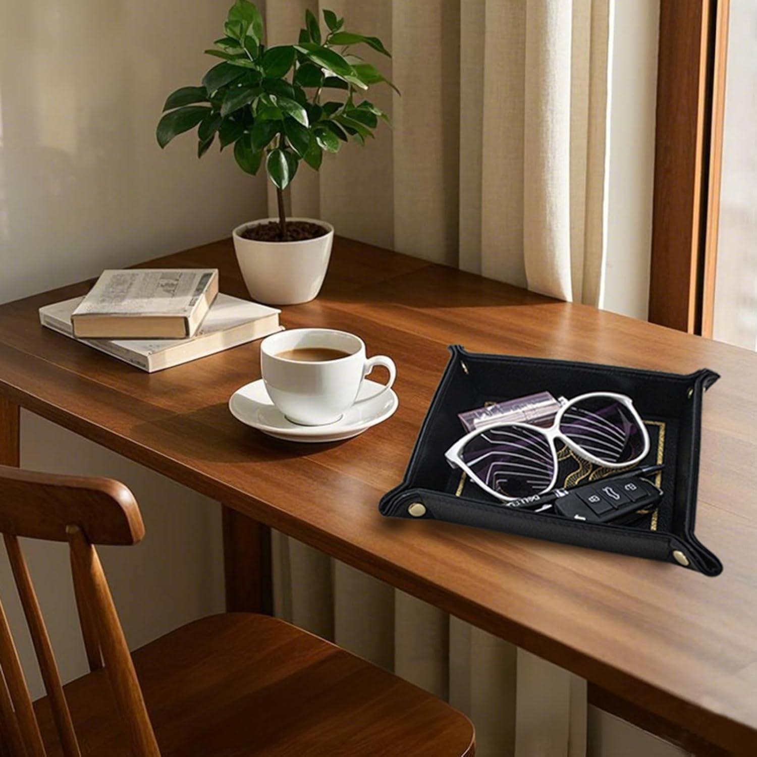 Bandeja de Valet Boshiho de Cuero para Llaves y Monedas 17x17cm