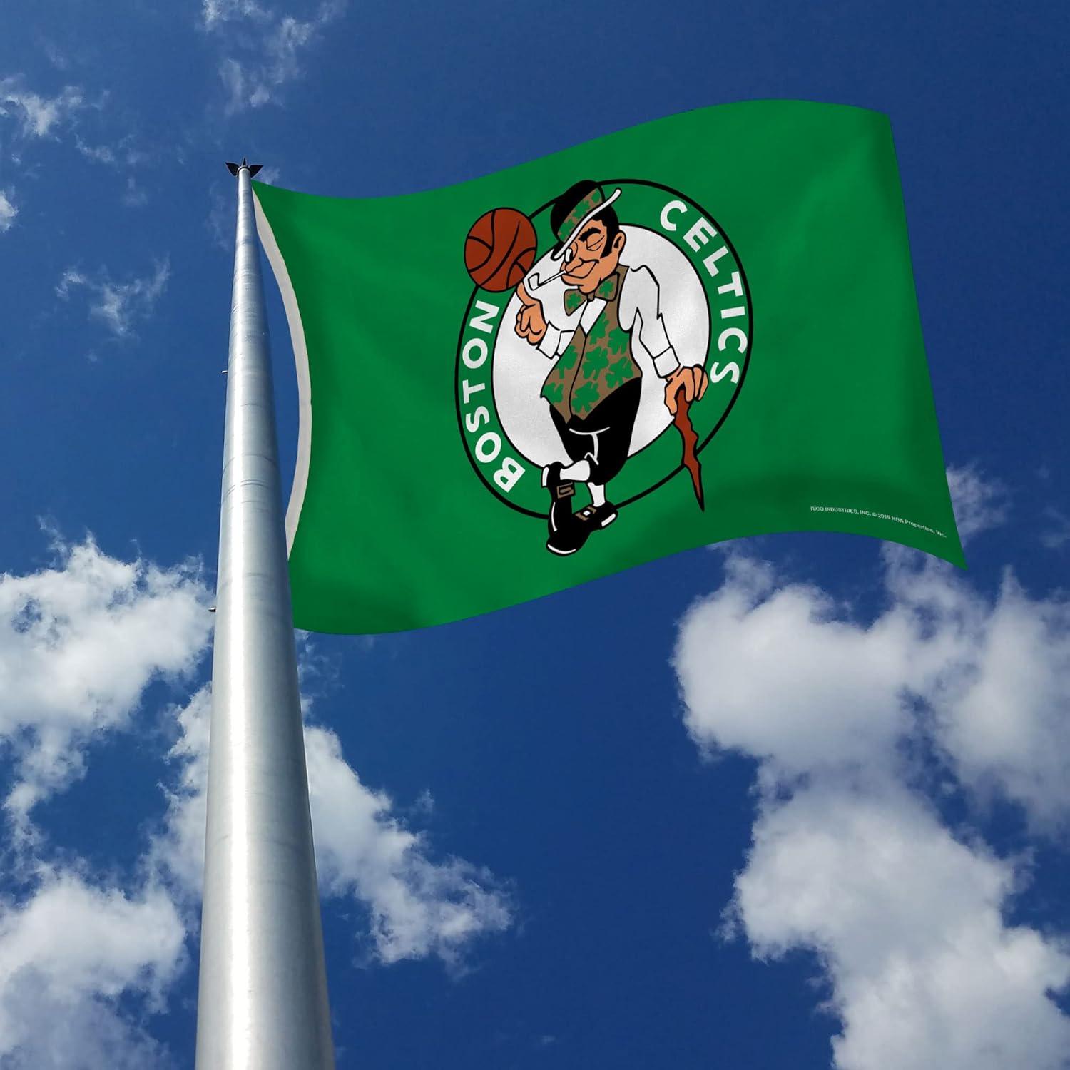 Bandera Boston Celtics Rico Industries 91x152 cm con Ojales