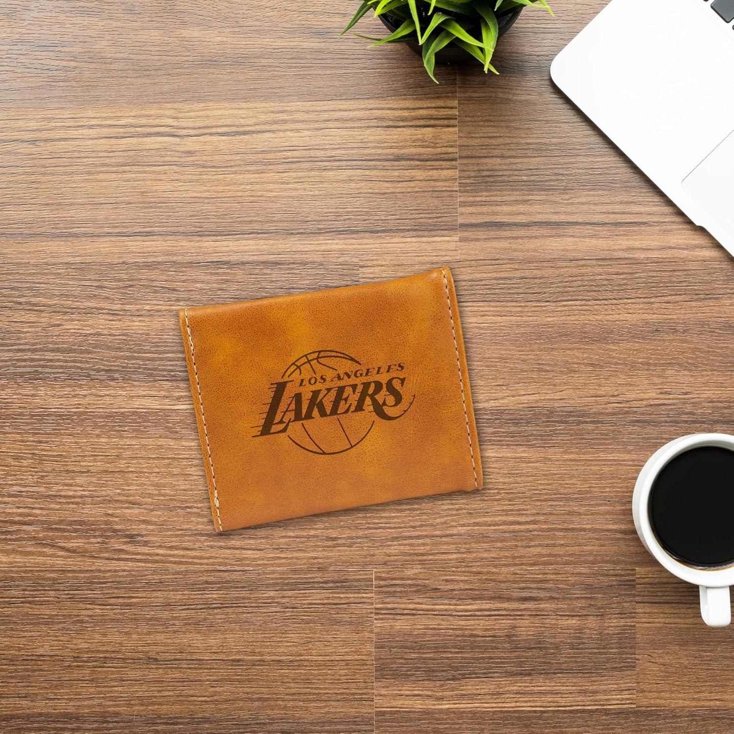 Cartera Trifold Marrón Rico Industries Lakers Grabada a Láser