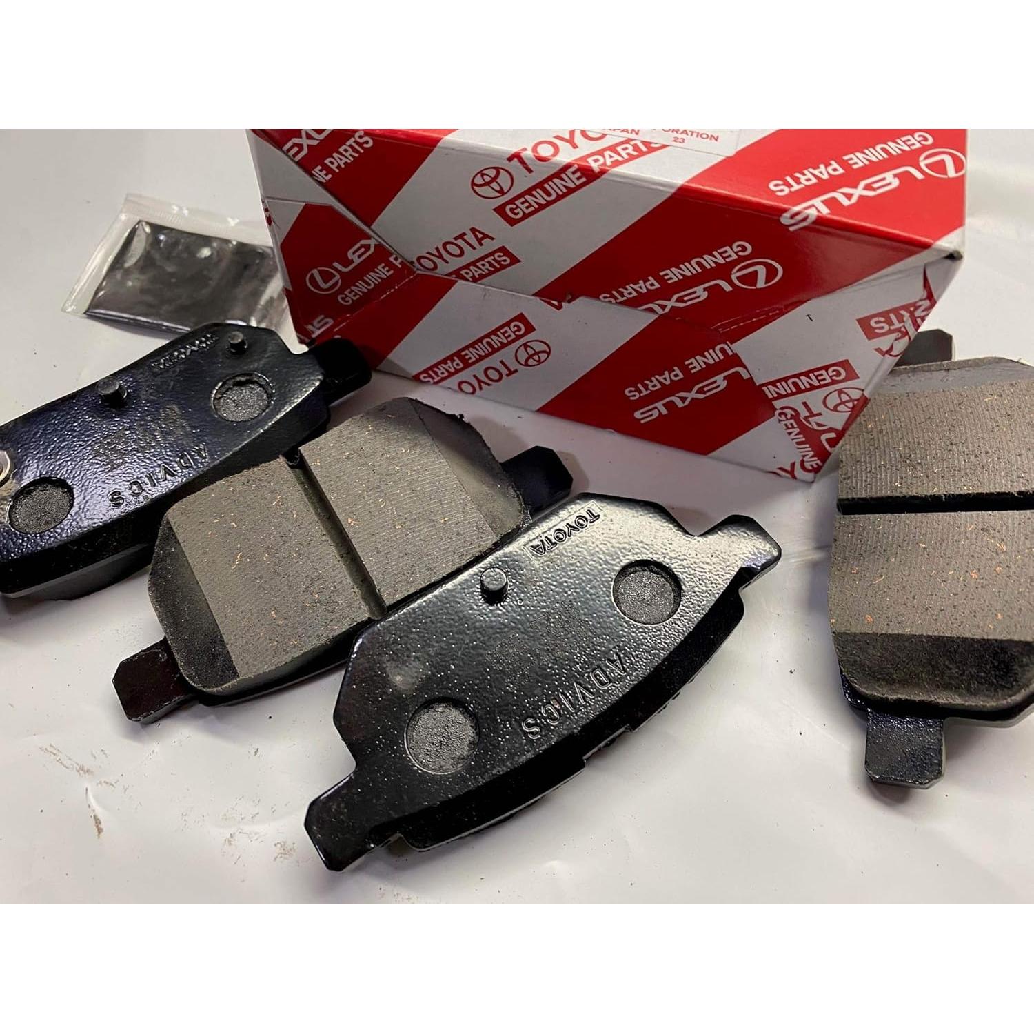 Pastillas de Freno de Disco Traseras Toyota 04466-AZ213