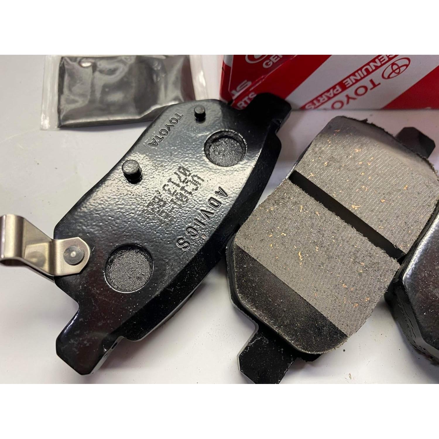 Pastillas de Freno de Disco Traseras Toyota 04466-AZ213