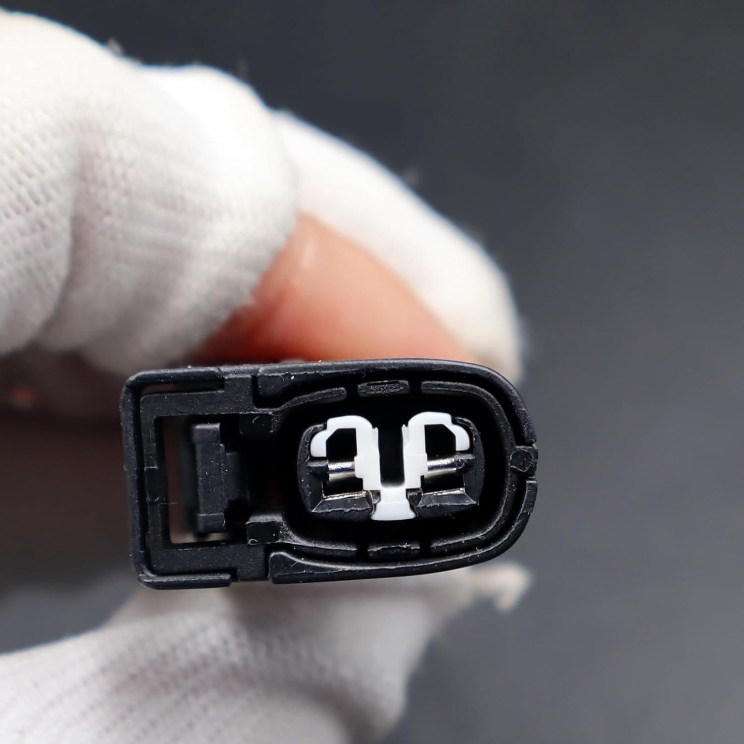 Conector de Luz de Niebla 2 Pines LIZAPUS para Toyota Corolla 2017-2023