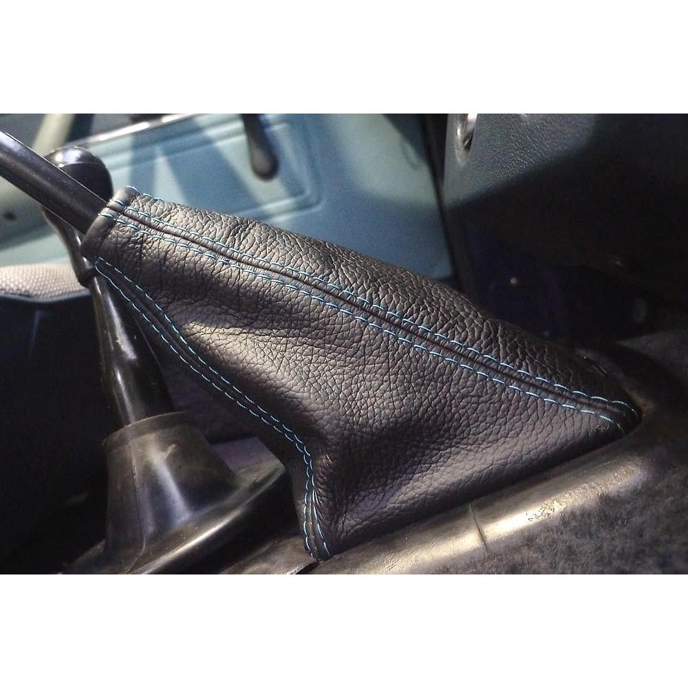 Funda de Cambio RedlineGoods para Toyota Hilux 1981-83 - Cuero Italiano Negro con Hilo Azul