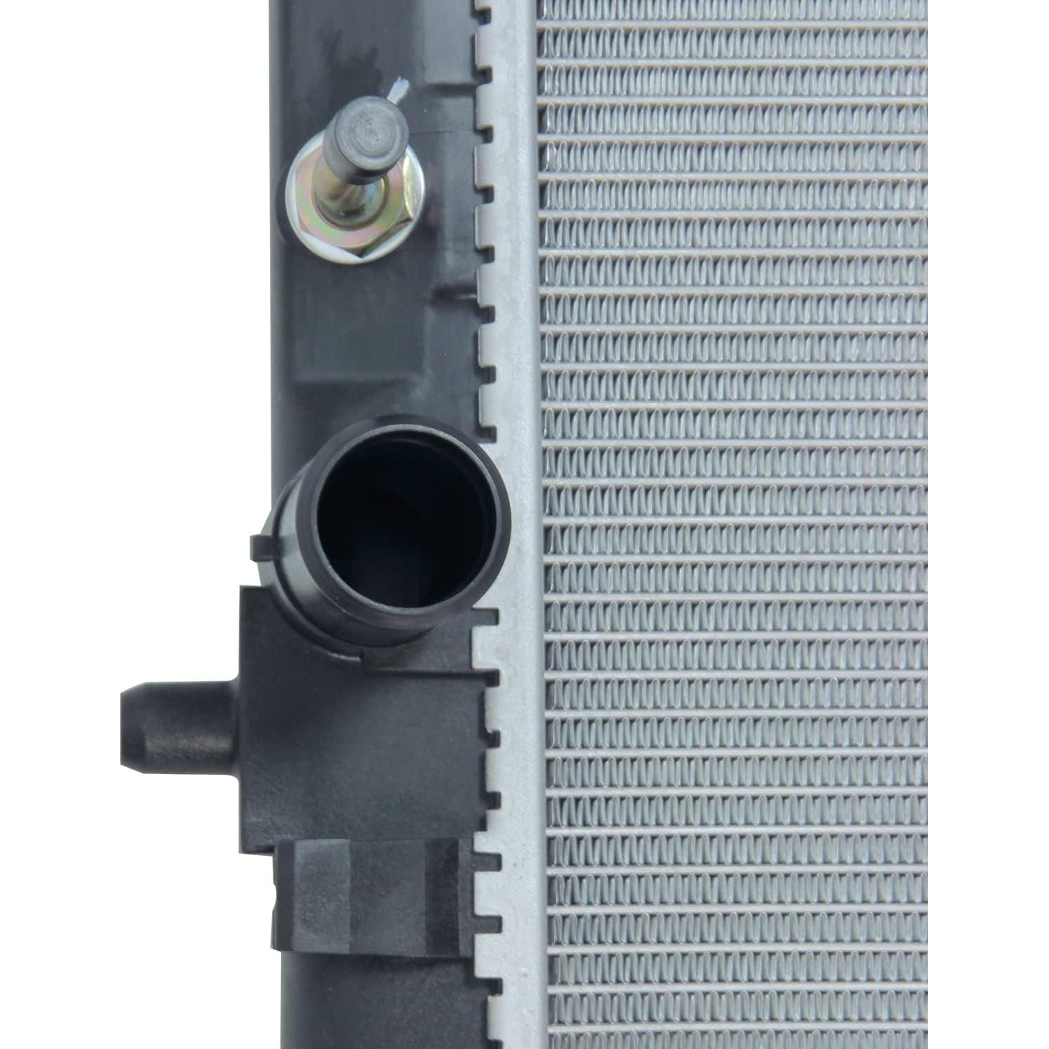 Radiador TYC 2890 para Toyota Yaris 2007-2019 3,29 kg