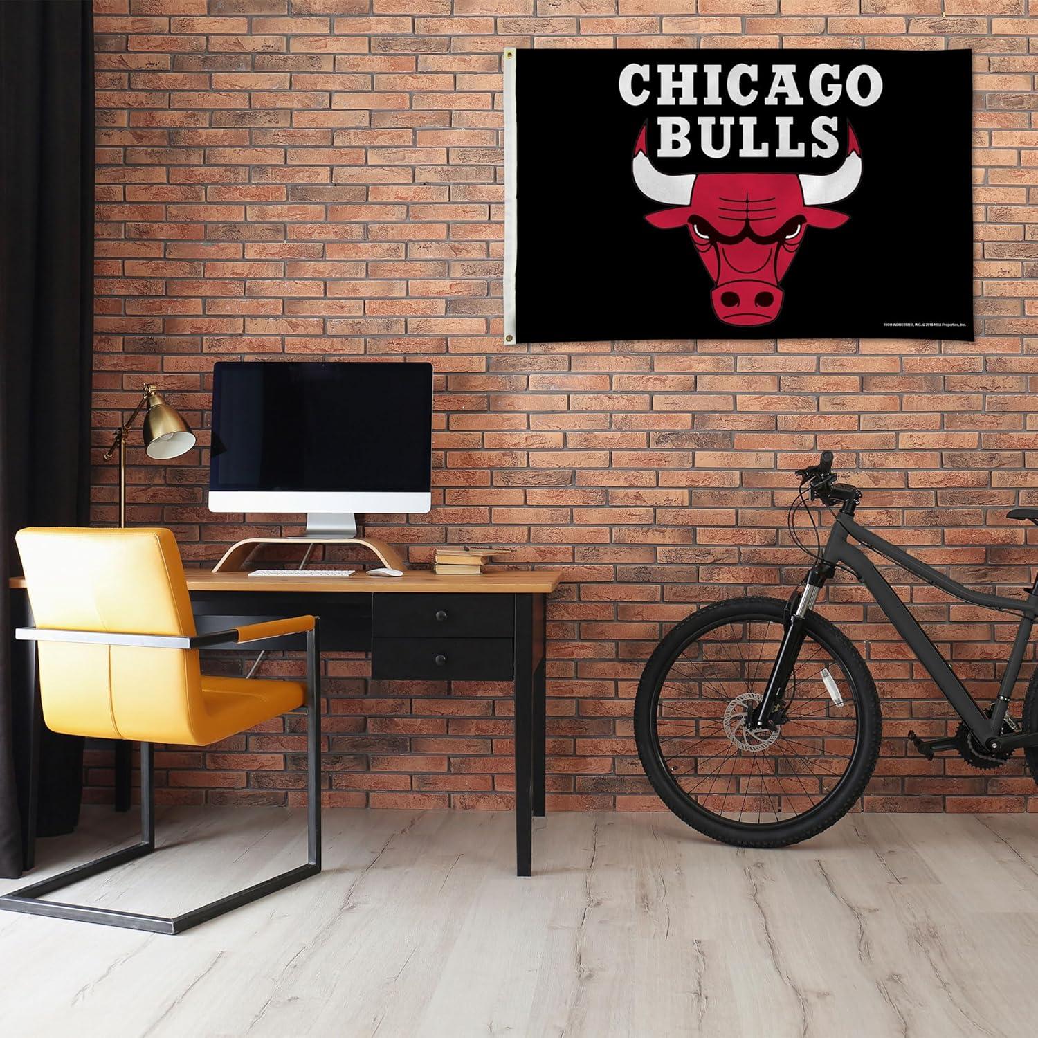 Bandera Rico Industries Chicago Bulls 91x152 cm con Ojales