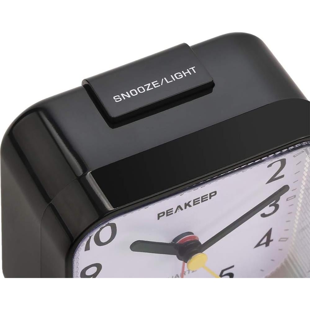 Reloj Despertador Analógico Peakeep Negro Compacto Sin Tictac