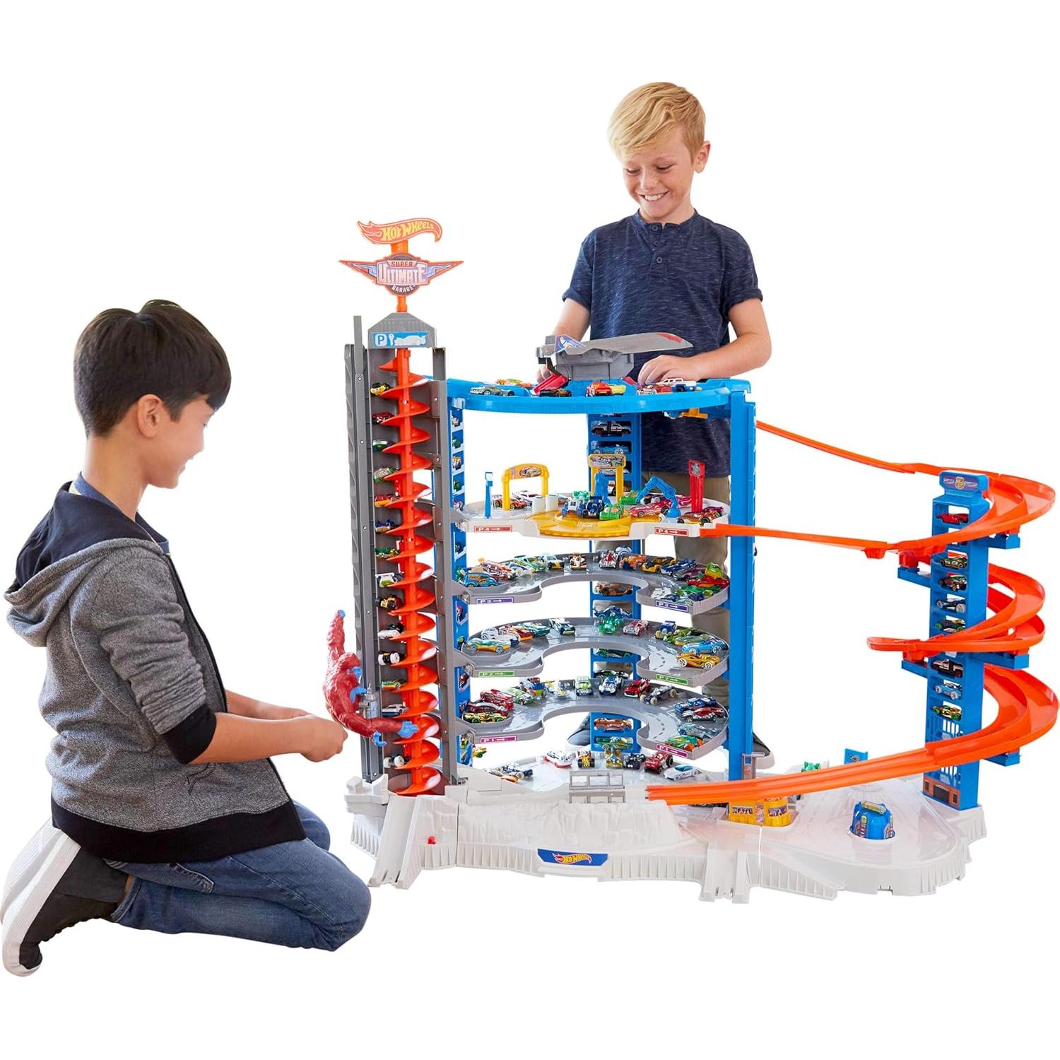 Garaje Super Ultimate Hot Wheels con 4 Autos y Elevador