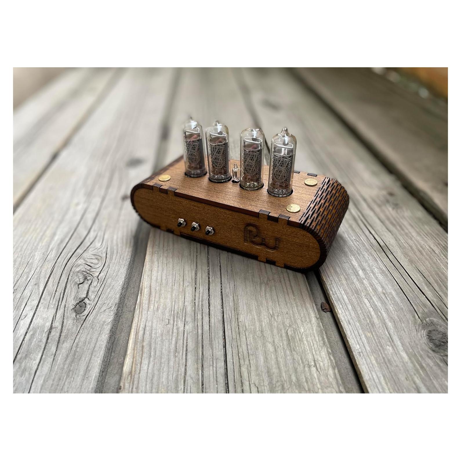 Reloj Nixie IN-14 Vintage con Caja de Roble 12 Horas