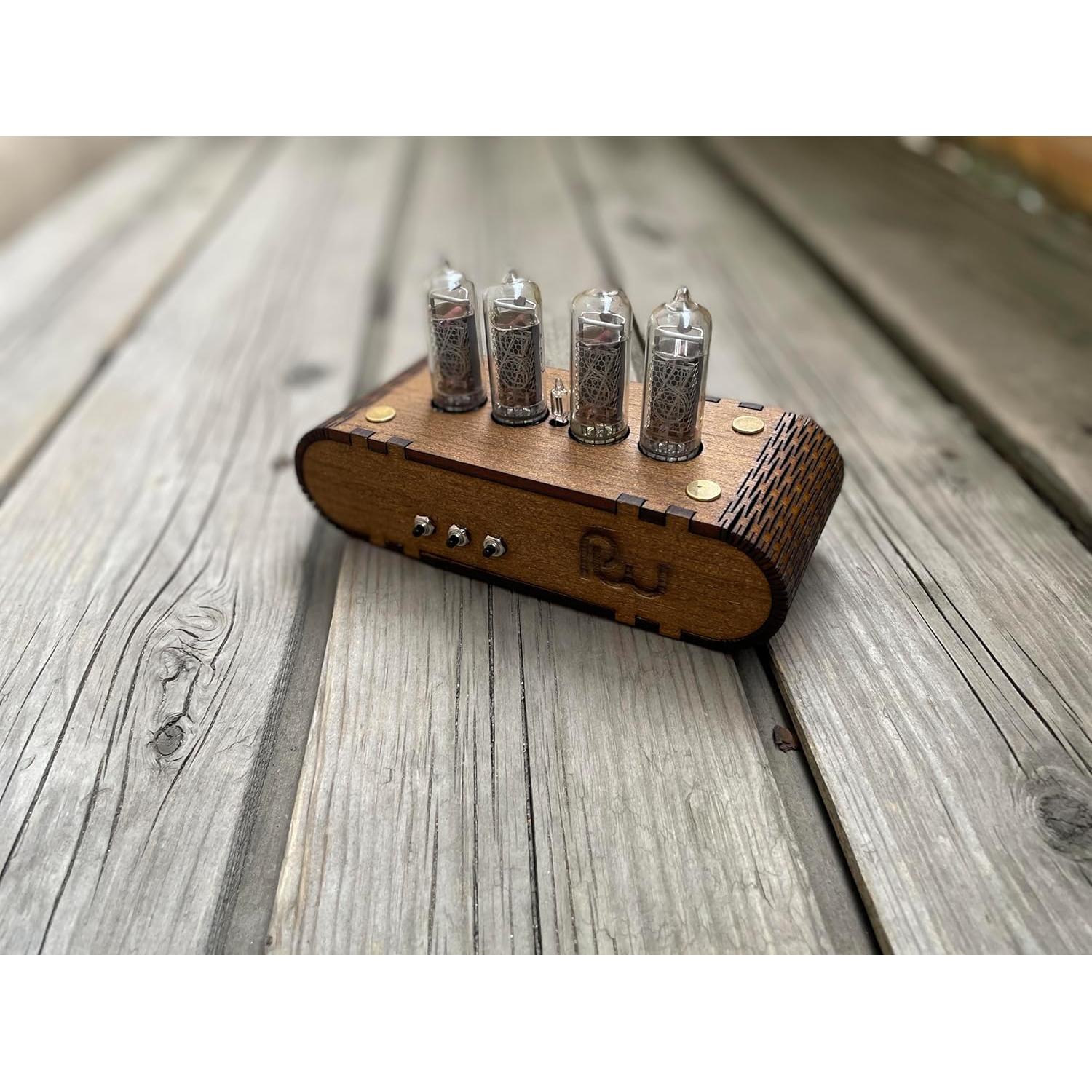 Reloj Nixie IN-14 Vintage con Caja de Roble 12 Horas