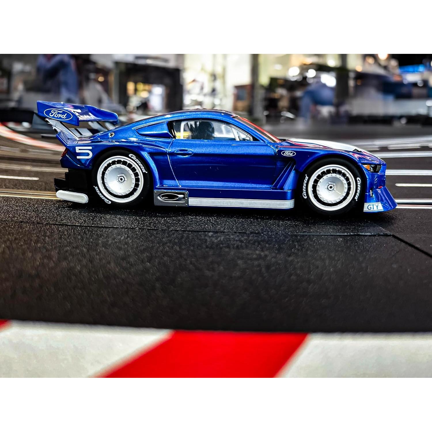 Slot Car Carrera Ford Mustang GTY No.5 Escala 1:32