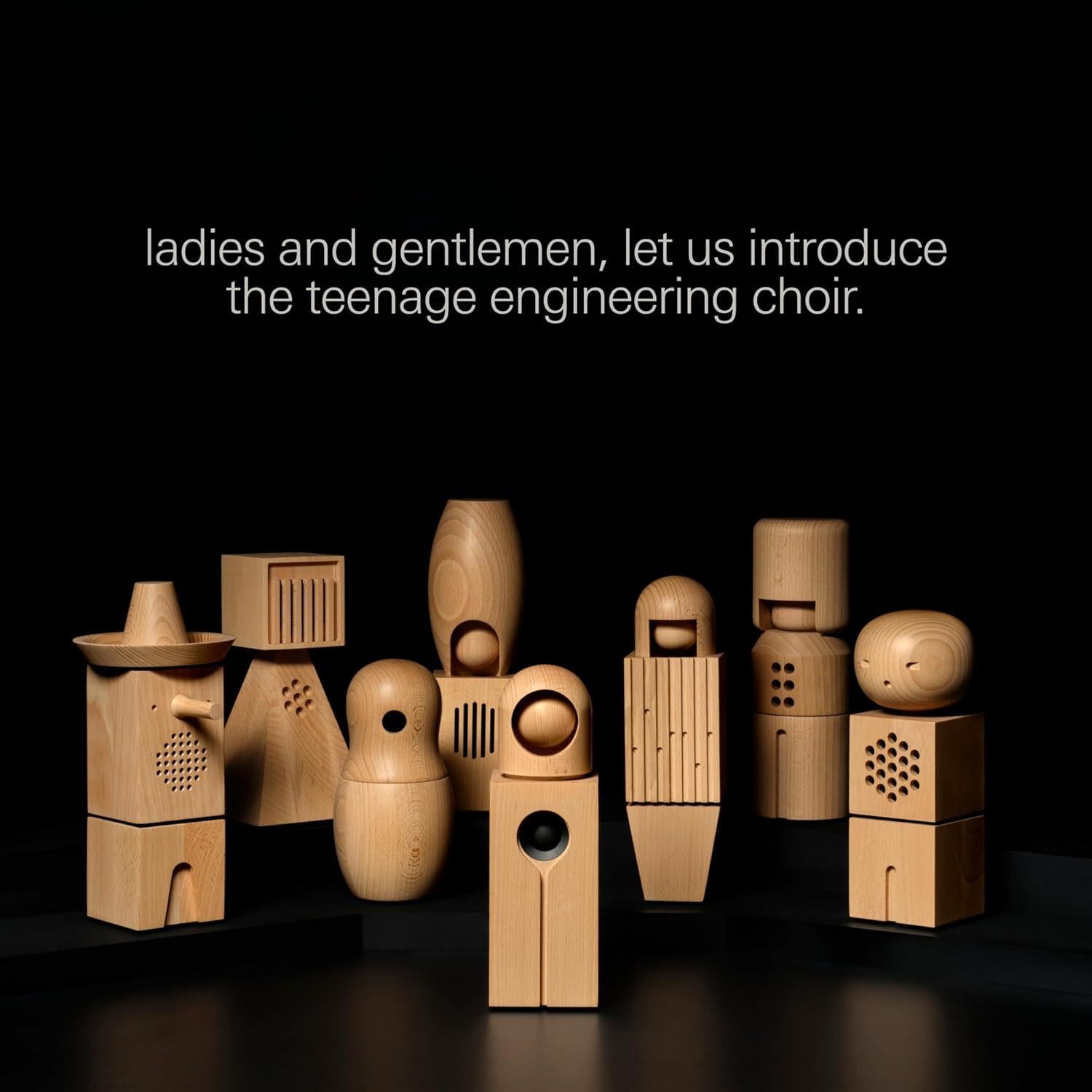 Muñeca de coro Teenage Engineering Miki con altavoz interno