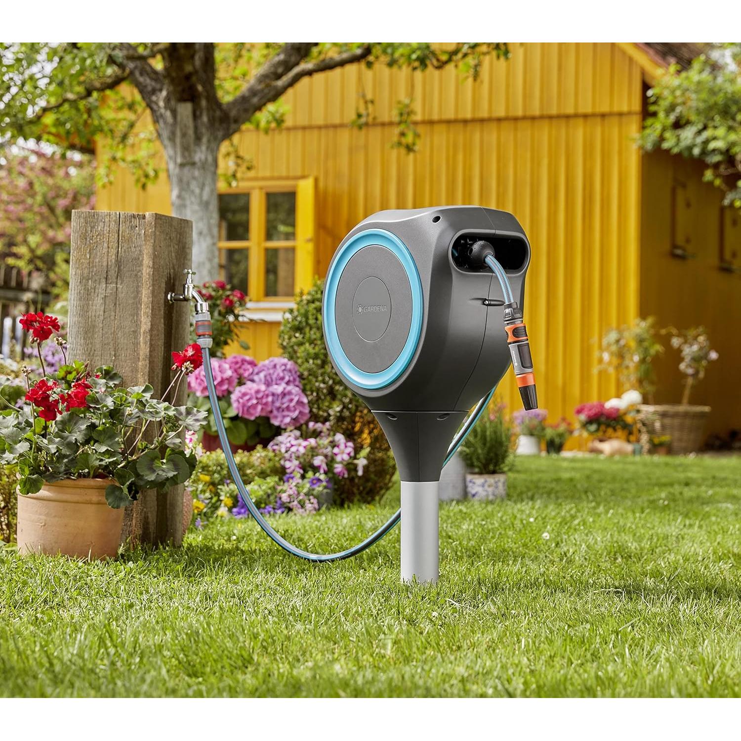 Carrete de Manguera Retráctil GARDENA 15.24 m Automático