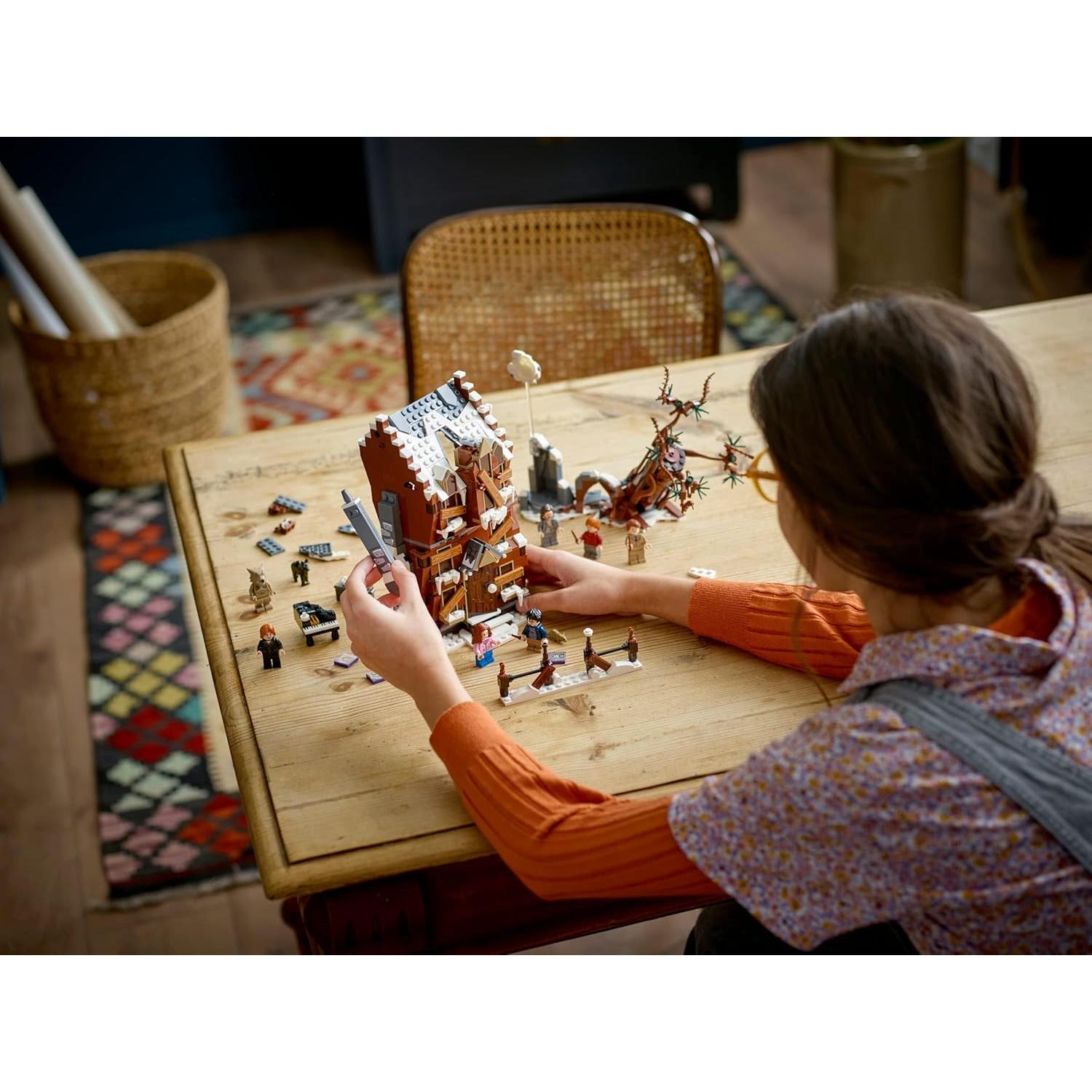 LEGO Harry Potter La Cabaña Gritona y Sauce Boxeador 76407