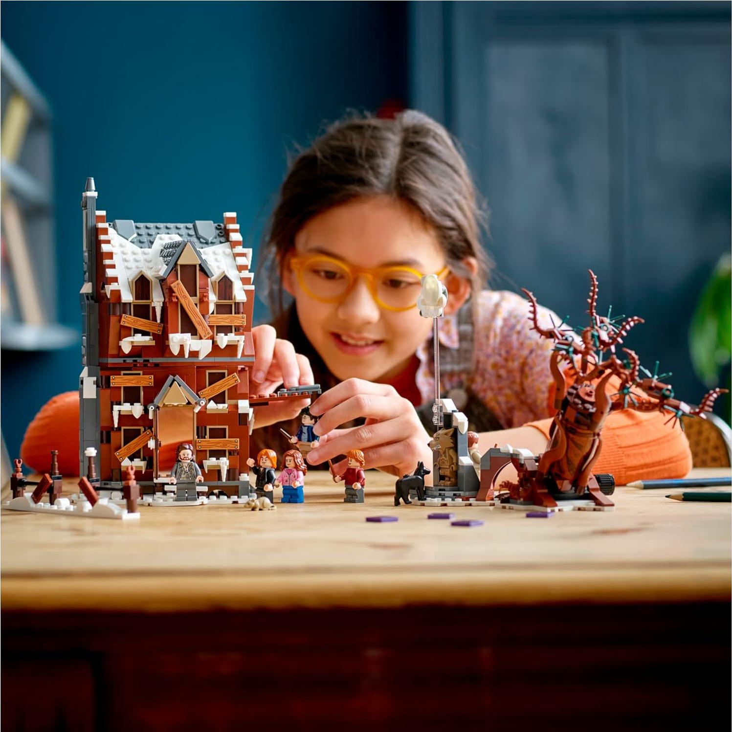 LEGO Harry Potter La Cabaña Gritona y Sauce Boxeador 76407