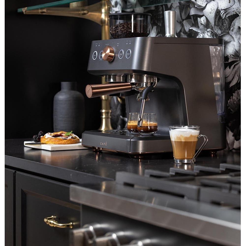 Cafetera Bellissimo Espresso Semi Automática 1300W + Espumador