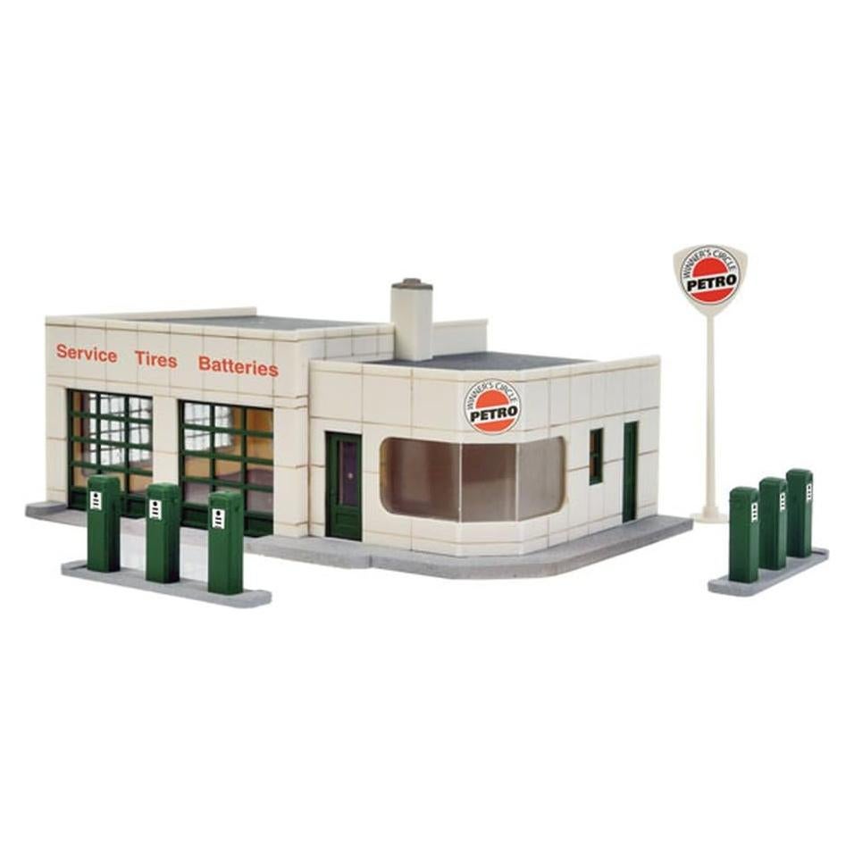 Gasolinera Walthers HO 933-3479 con 3 bombas y letreros