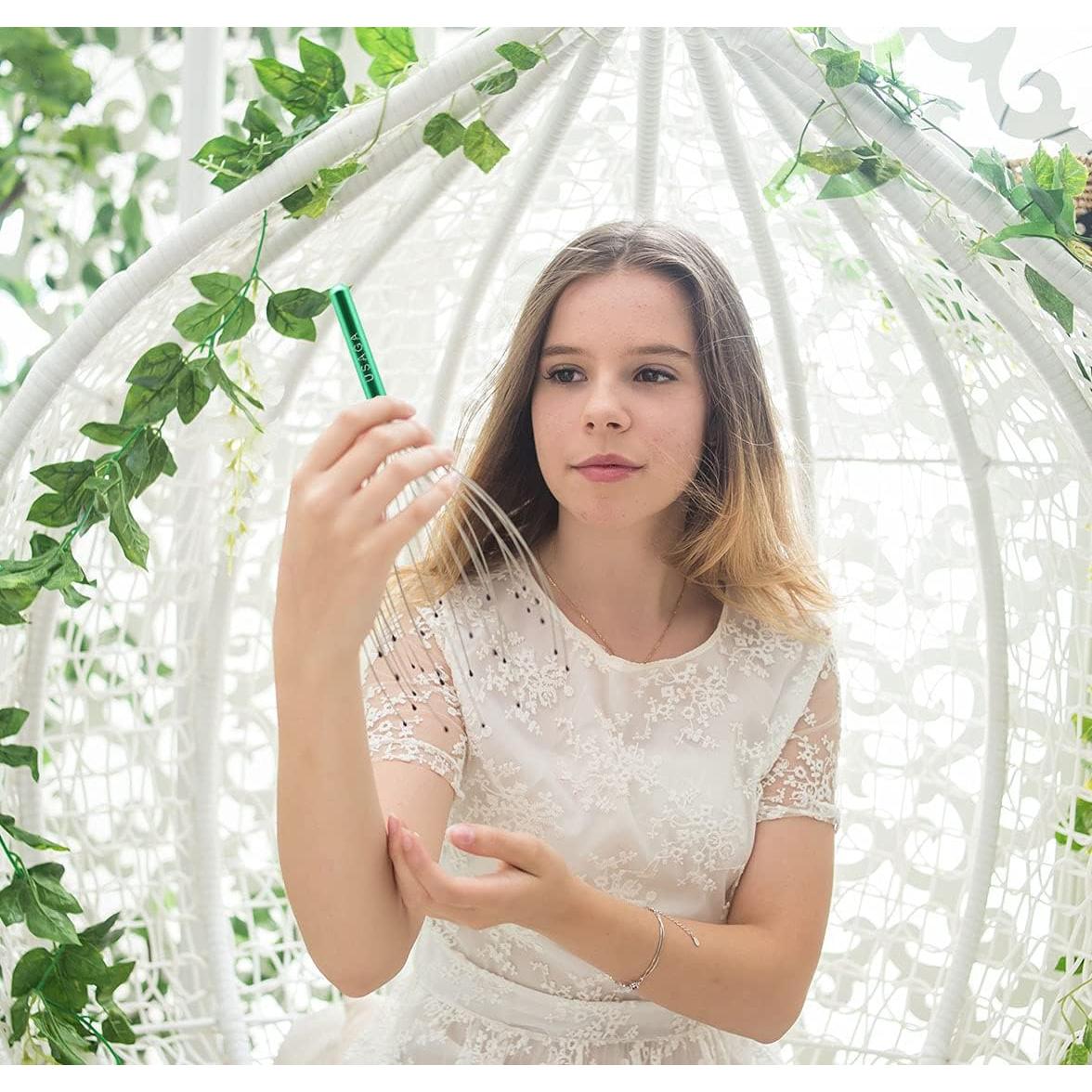 Rascador de Cabeza USAGA 28 Dedos Masajeador Verde