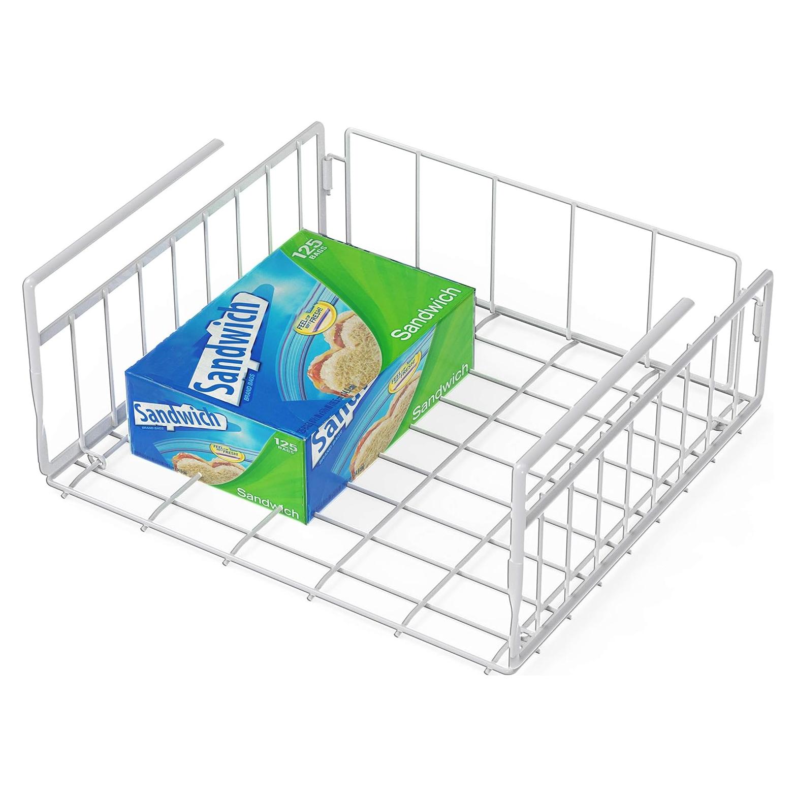 Cesta Bajo Estante Simple Houseware Blanca 31.75x28.58 cm