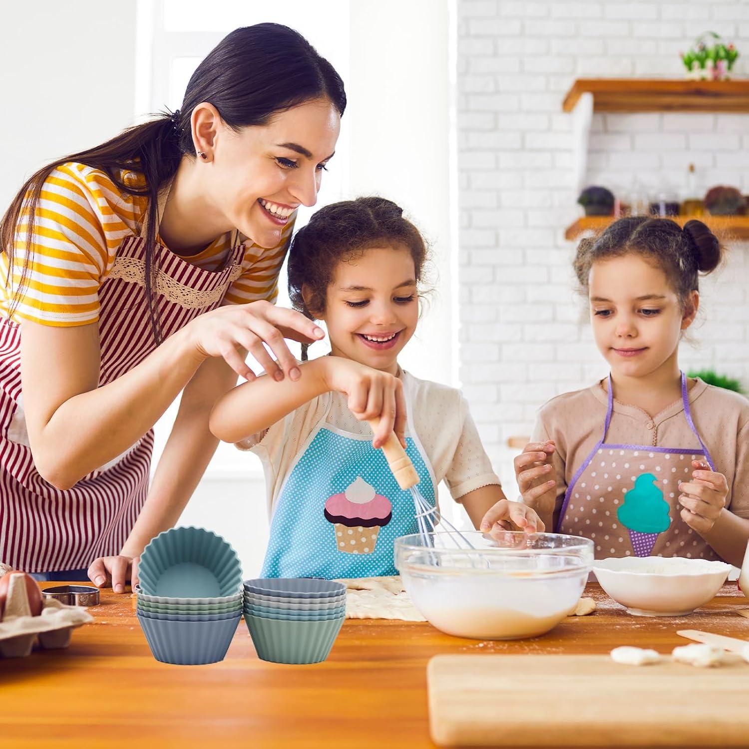 Large Silicone Muffin Cups, 12 Pack Reusable Cupcake Liners Jumbo Size 3.54inch Baking Cups Cake Molds, BPA Free, Dishwasher Safe