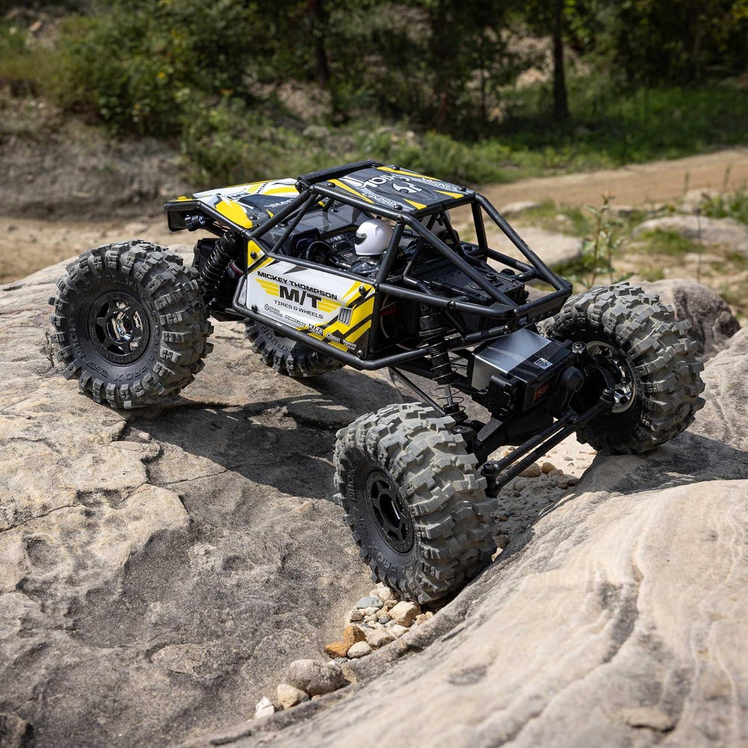 Camión RC Axial UTB18 Capra 4WS 1/18 Amarillo RTR 4x4