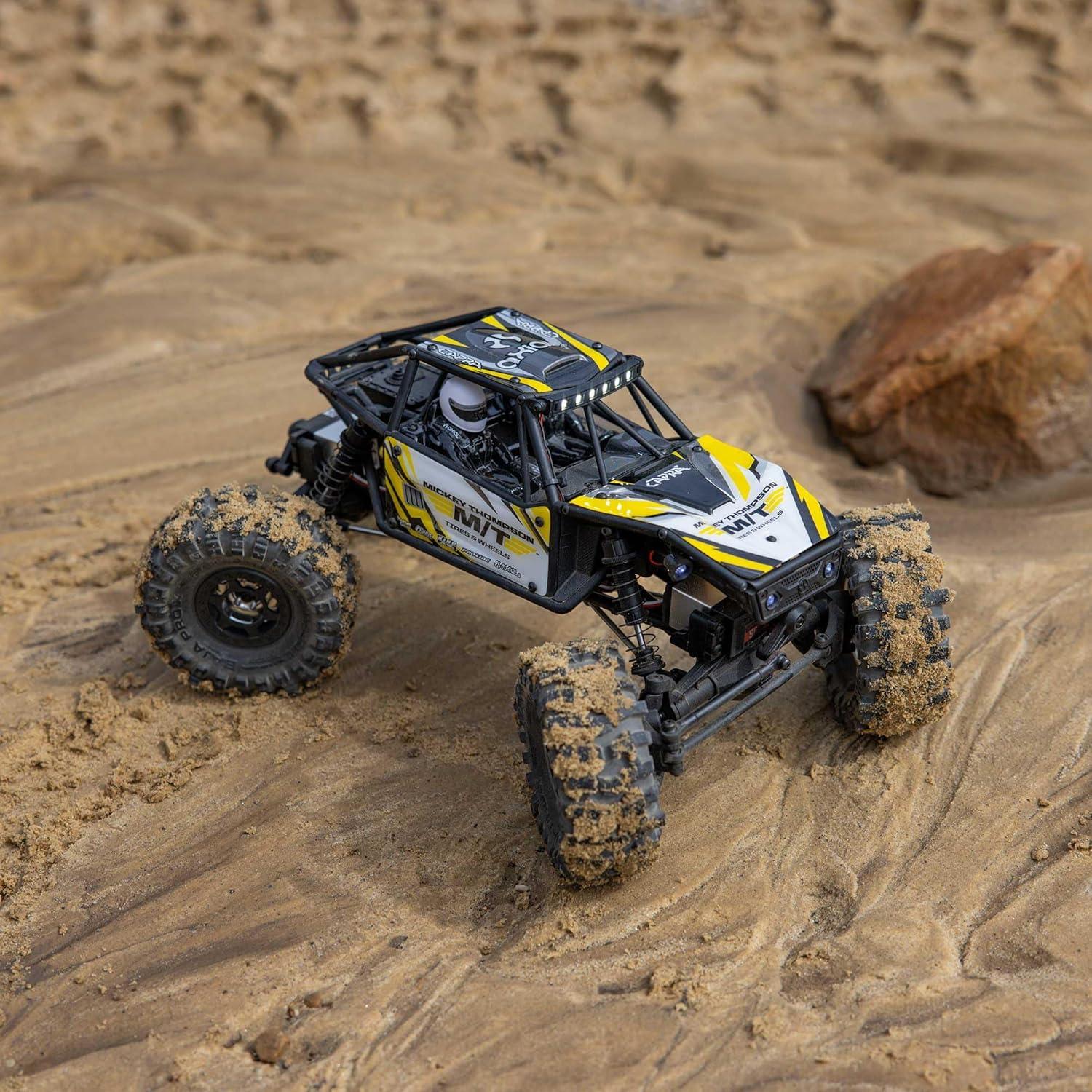 Camión RC Axial UTB18 Capra 4WS 1/18 Amarillo RTR 4x4