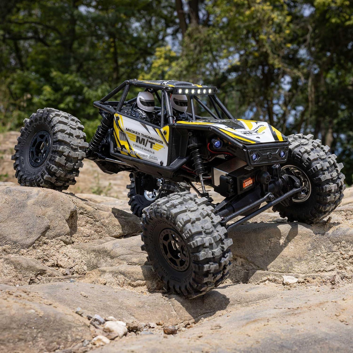 Camión RC Axial UTB18 Capra 4WS 1/18 Amarillo RTR 4x4