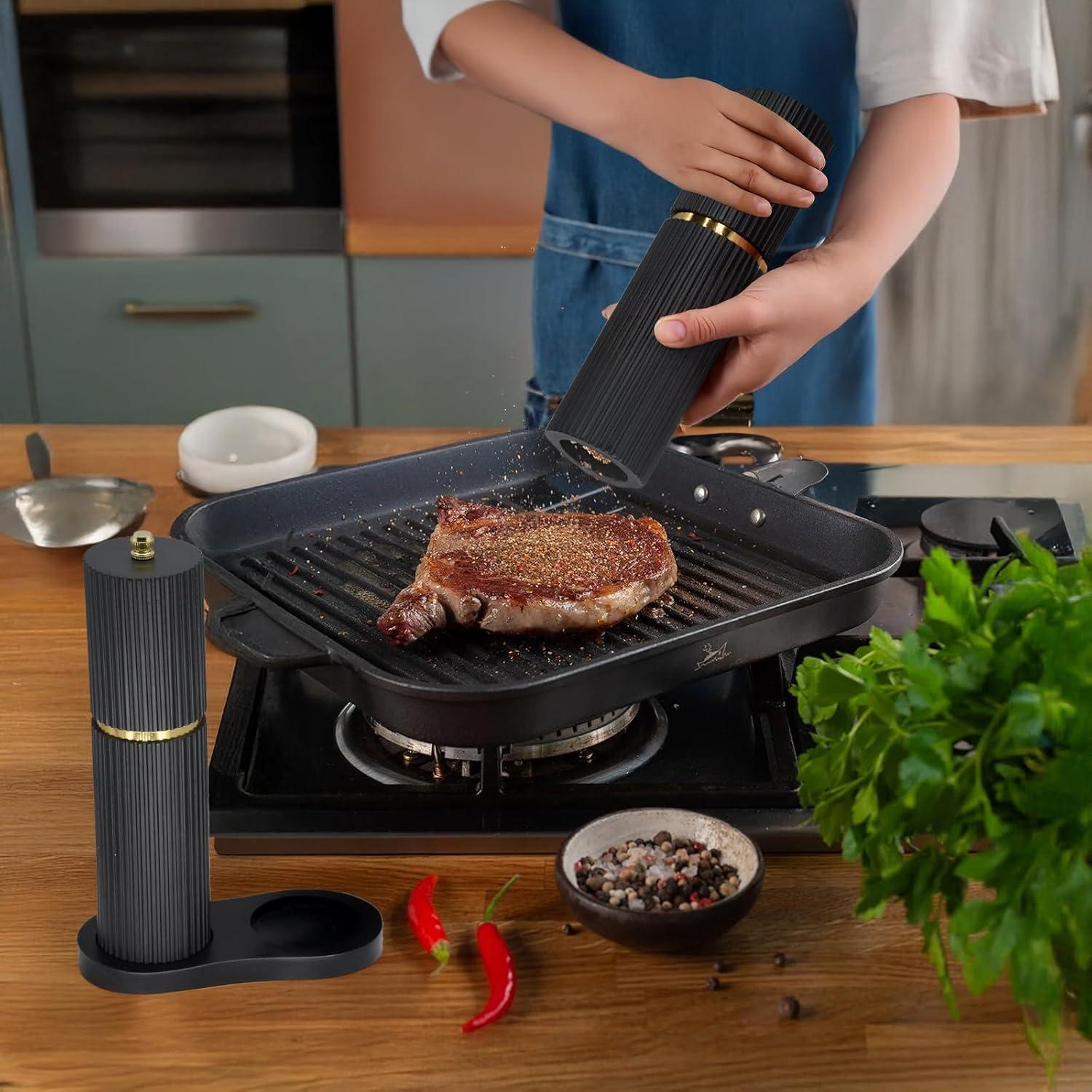 Juego de Molinillos de Sal y Pimienta UNIOVC de Madera 21 cm