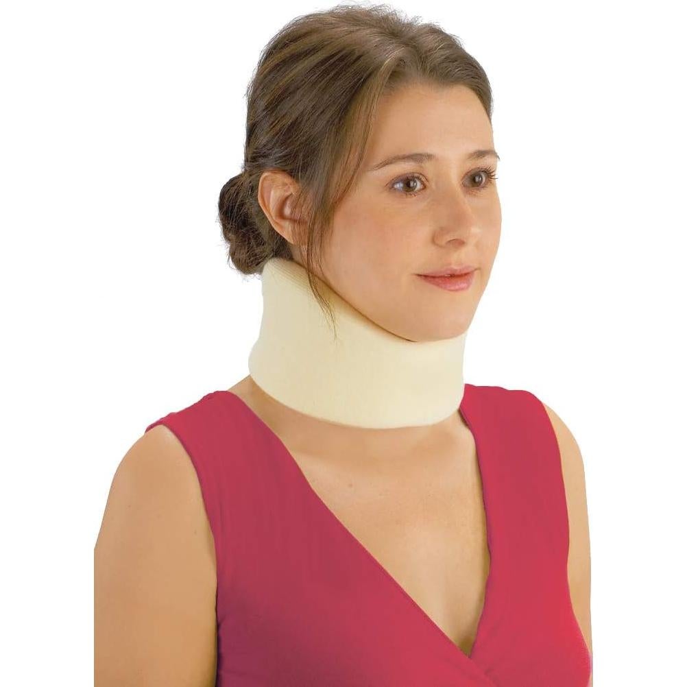 Collar Cervical DMI de Espuma Suave Ajustable Mediano 6.35cm
