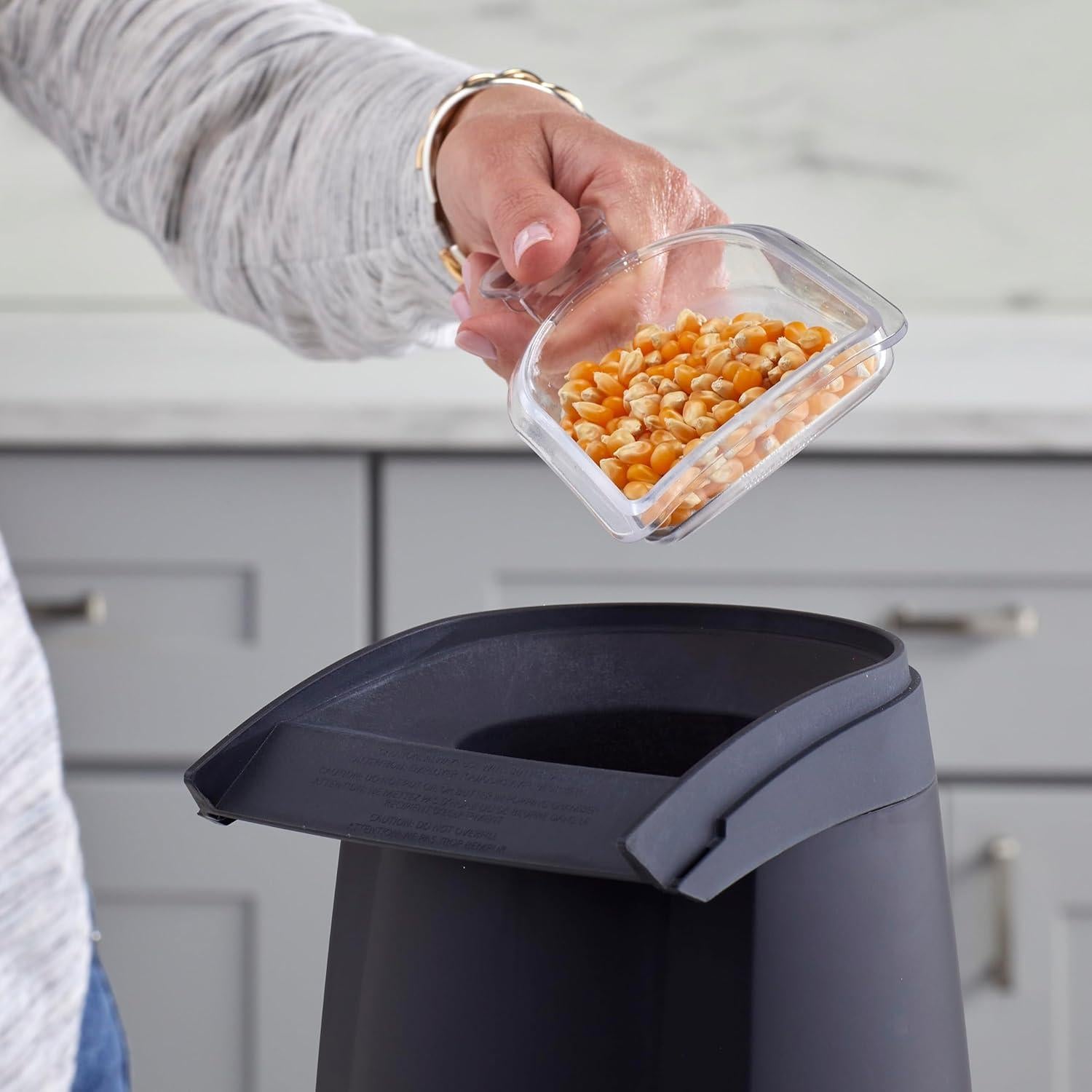 Máquina de Palomitas West Bend Air Crazy 4QT Sin Aceite Negra