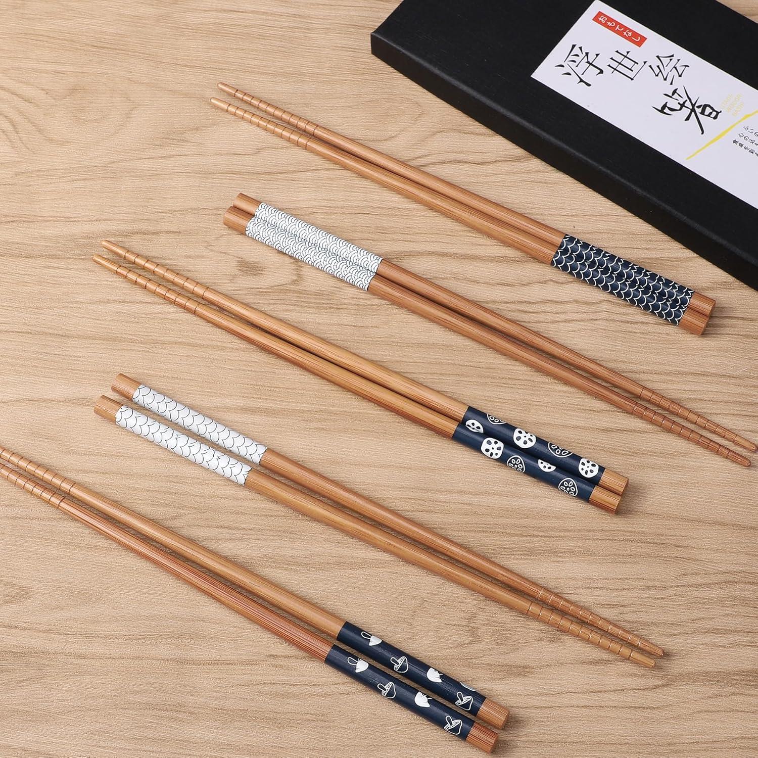 Antner 5 Pairs Bamboo Chopsticks Reusable Chop Sticks Japanese Style Bamboo Chopstick with Black Box Lightweight 8.8 Inch/22.5cm Non-Slip Chopsticks Gift Set
