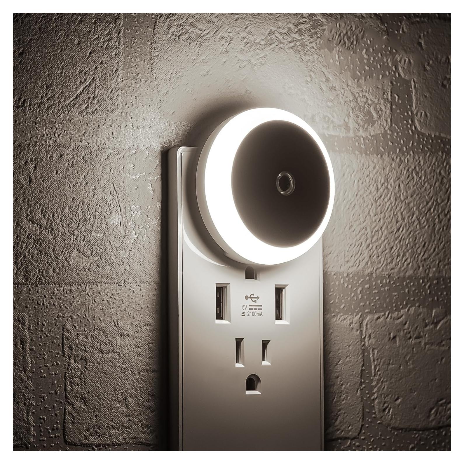 Luz Nocturna LED Enchufable myCozyLite 2 Paquete Blanco Frío