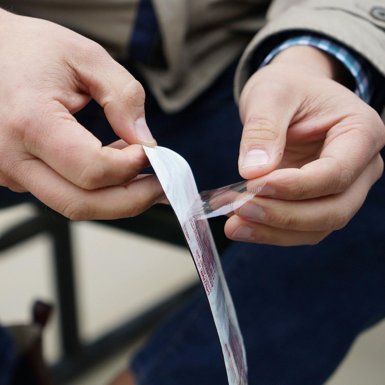 Calentadores de pies HotHands HFINSPDQ - 16 pares, uso único