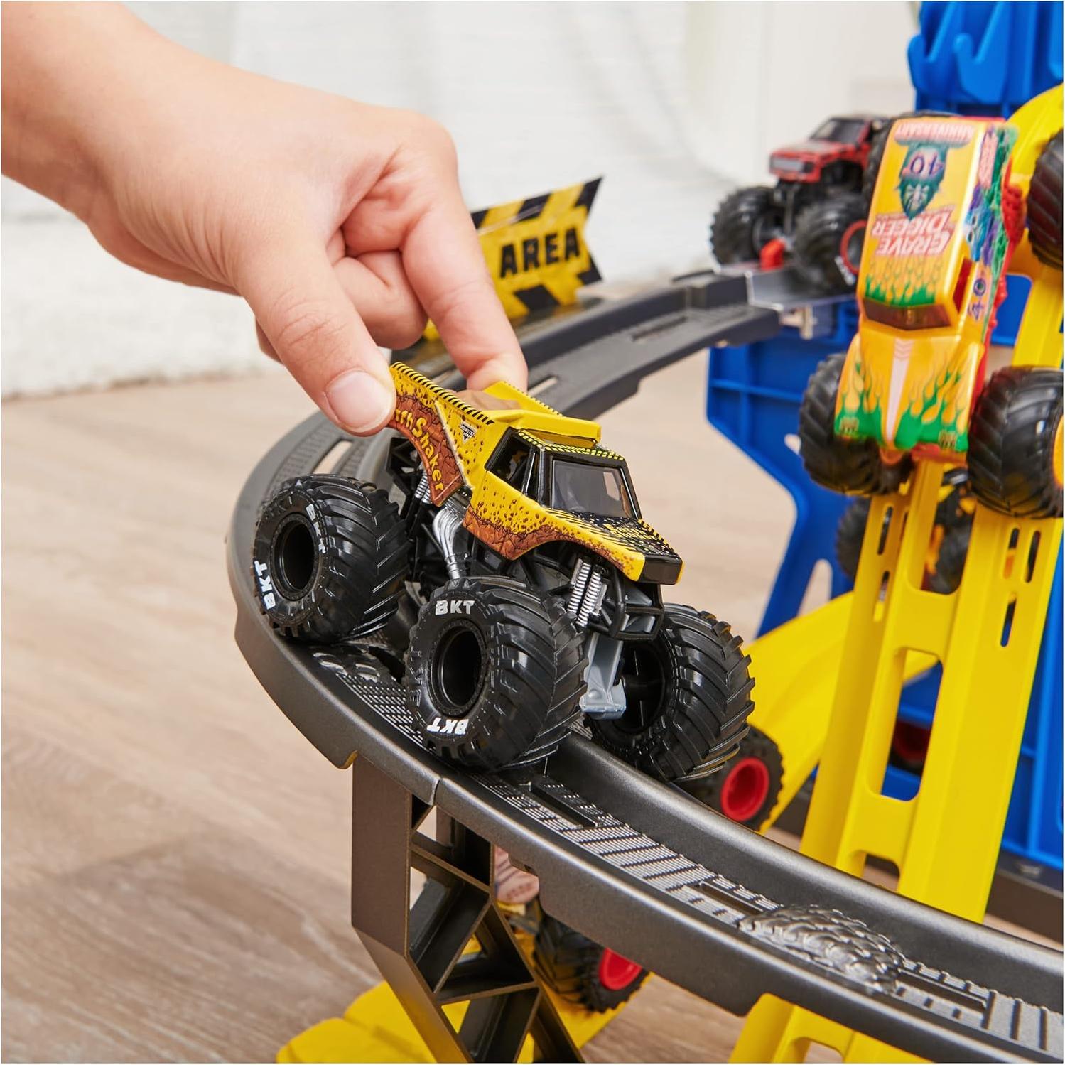 Conjunto de Juego y Almacenamiento Monster Jam Garage Spin Master