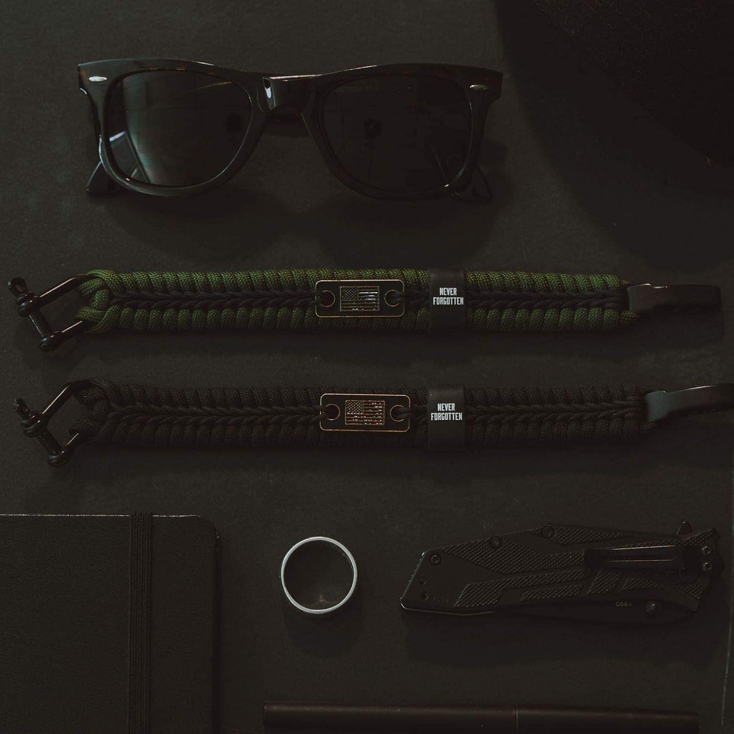 Pulsera Táctica de Supervivencia iHeartDogs con Bandera