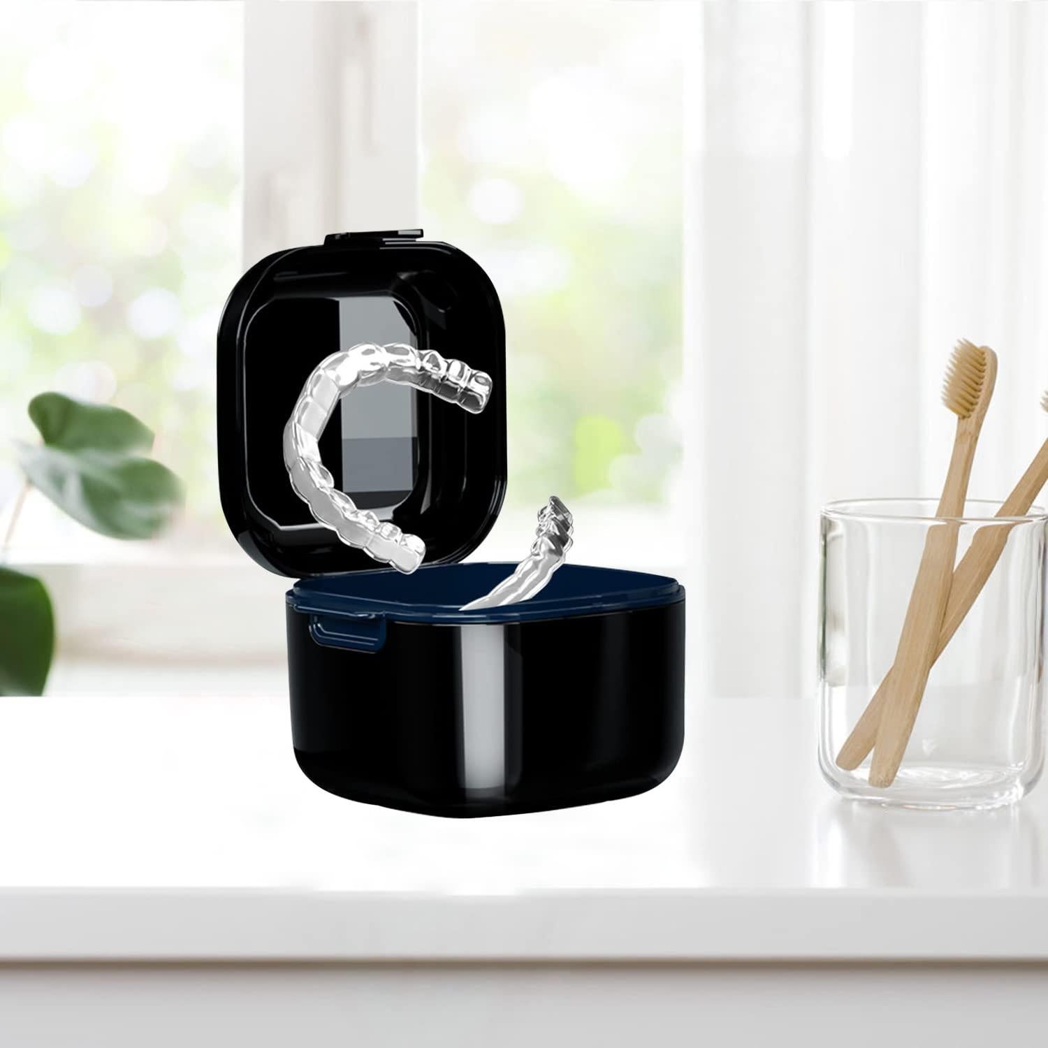 Taza para Dentaduras Whoobell Estuche Protector Bucal Negro