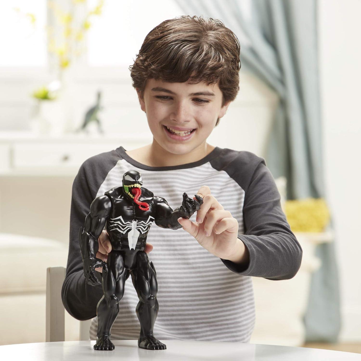 Figura de Acción Venom Titan Hero 35.56 cm Hasbro