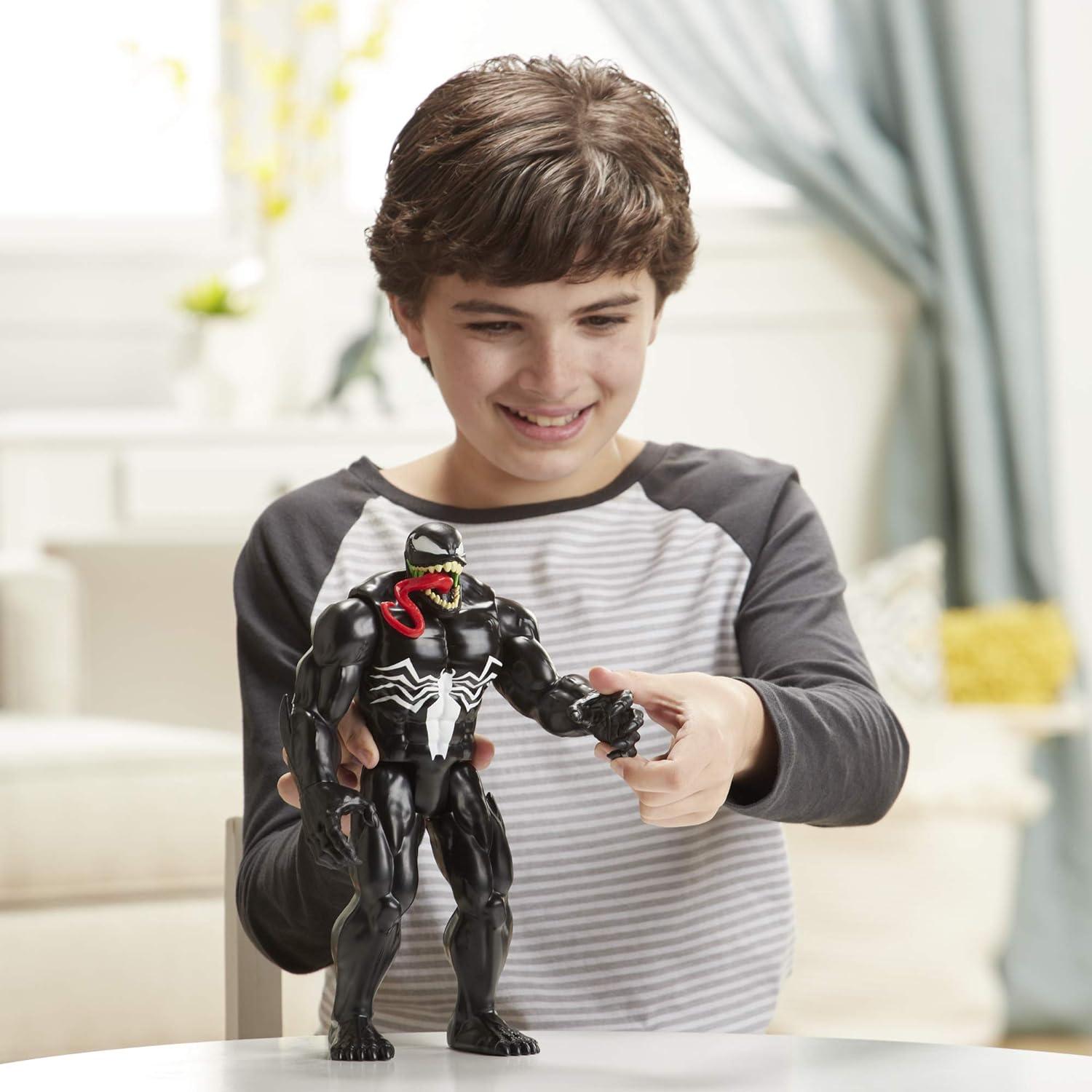 Figura de Acción Venom Titan Hero 35.56 cm Hasbro