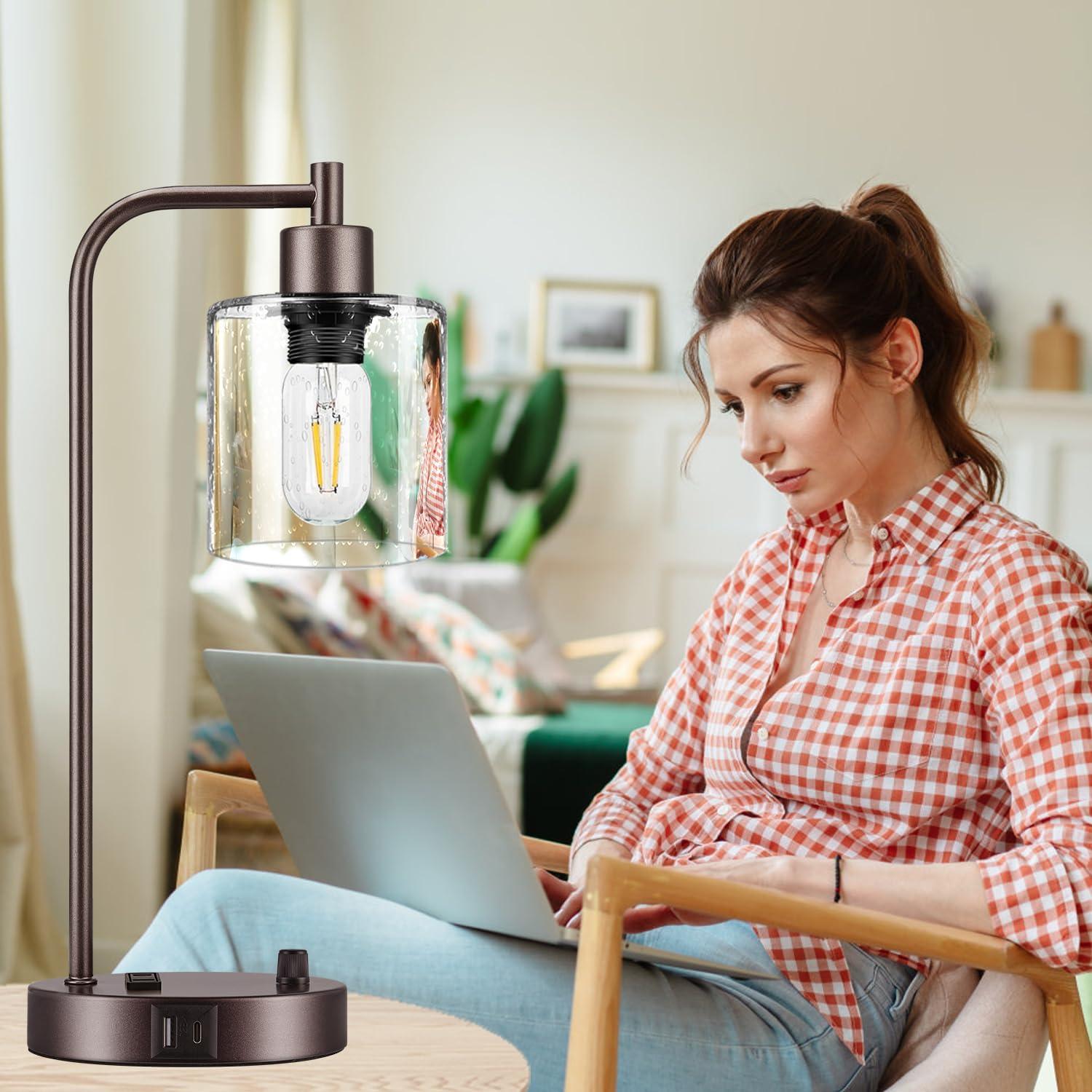 Juego de 2 Lámparas de Mesa Lynnoland con USB y Regulador