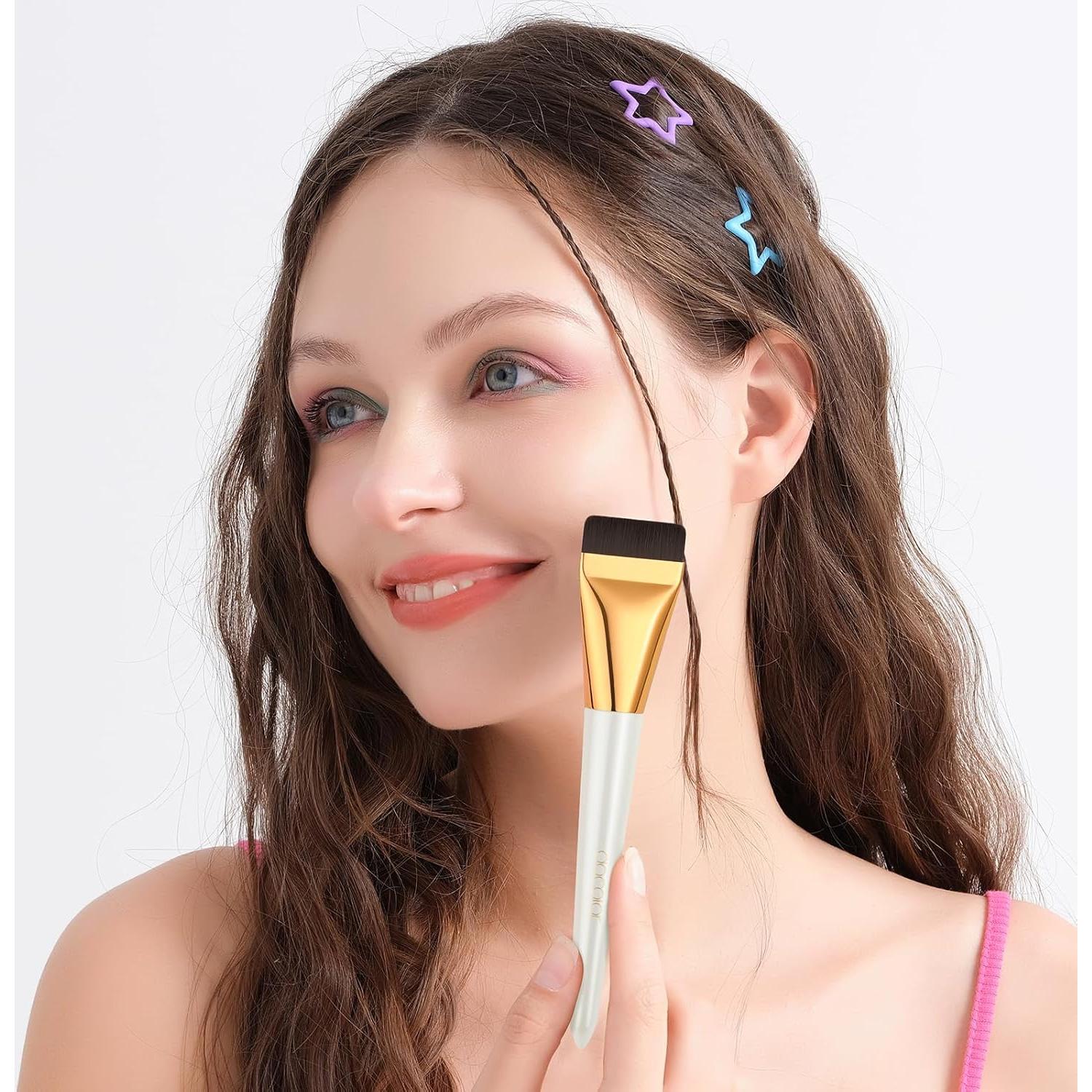 Brocha Plana para Base Docolor y Espátula de Maquillaje