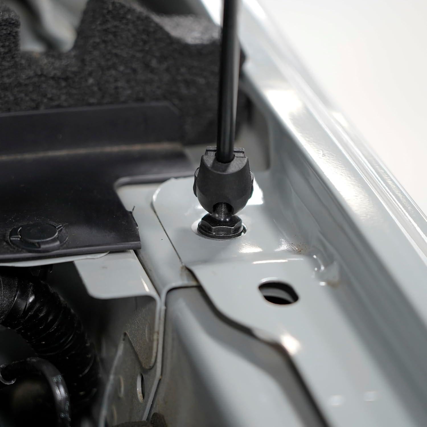 Sistema Hood QuickLIFT Plus Redline Tuning para Ford Ranger 2022-2023