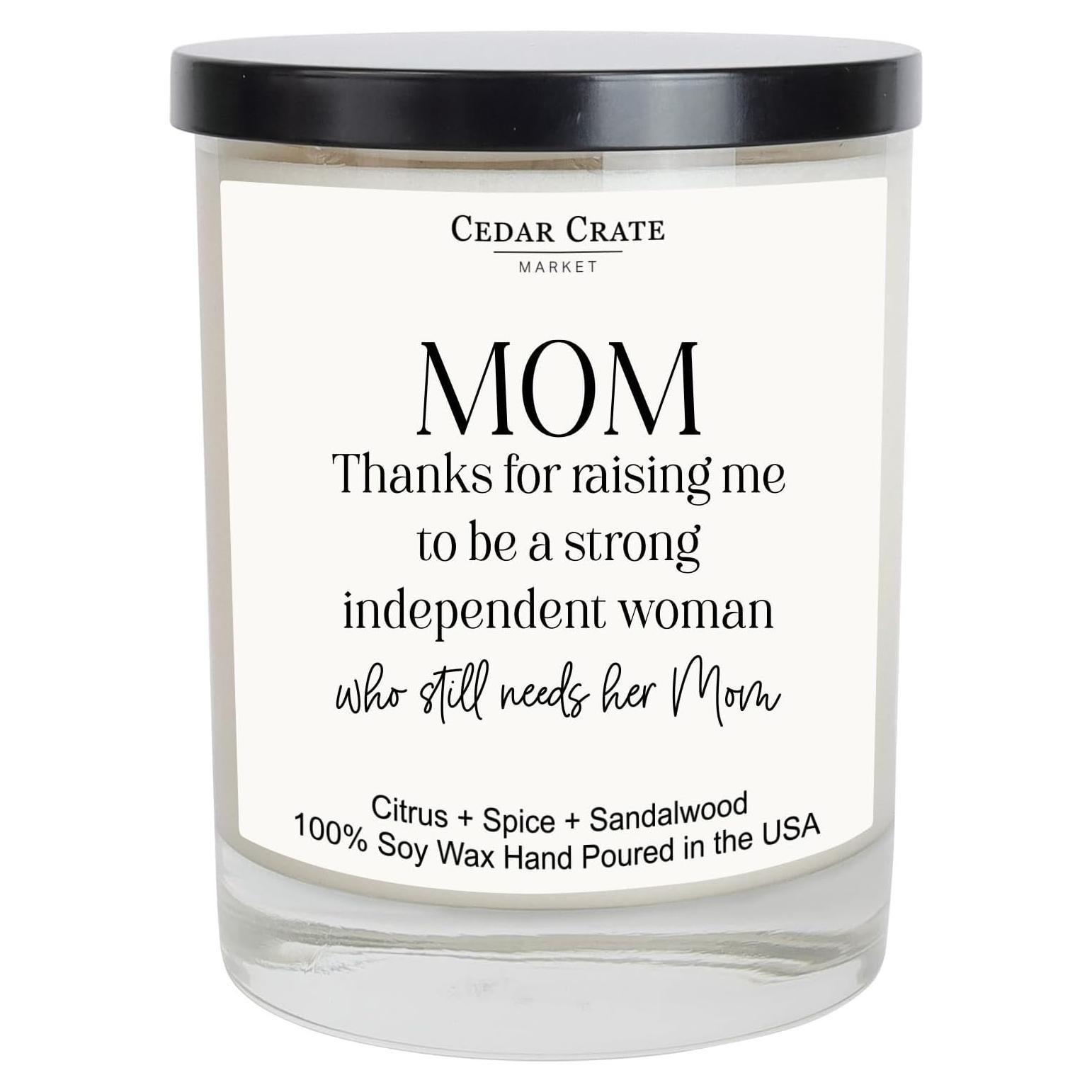 Vela Aromática Cedar Crate Market 13.5 oz Cítricos y Sándalo