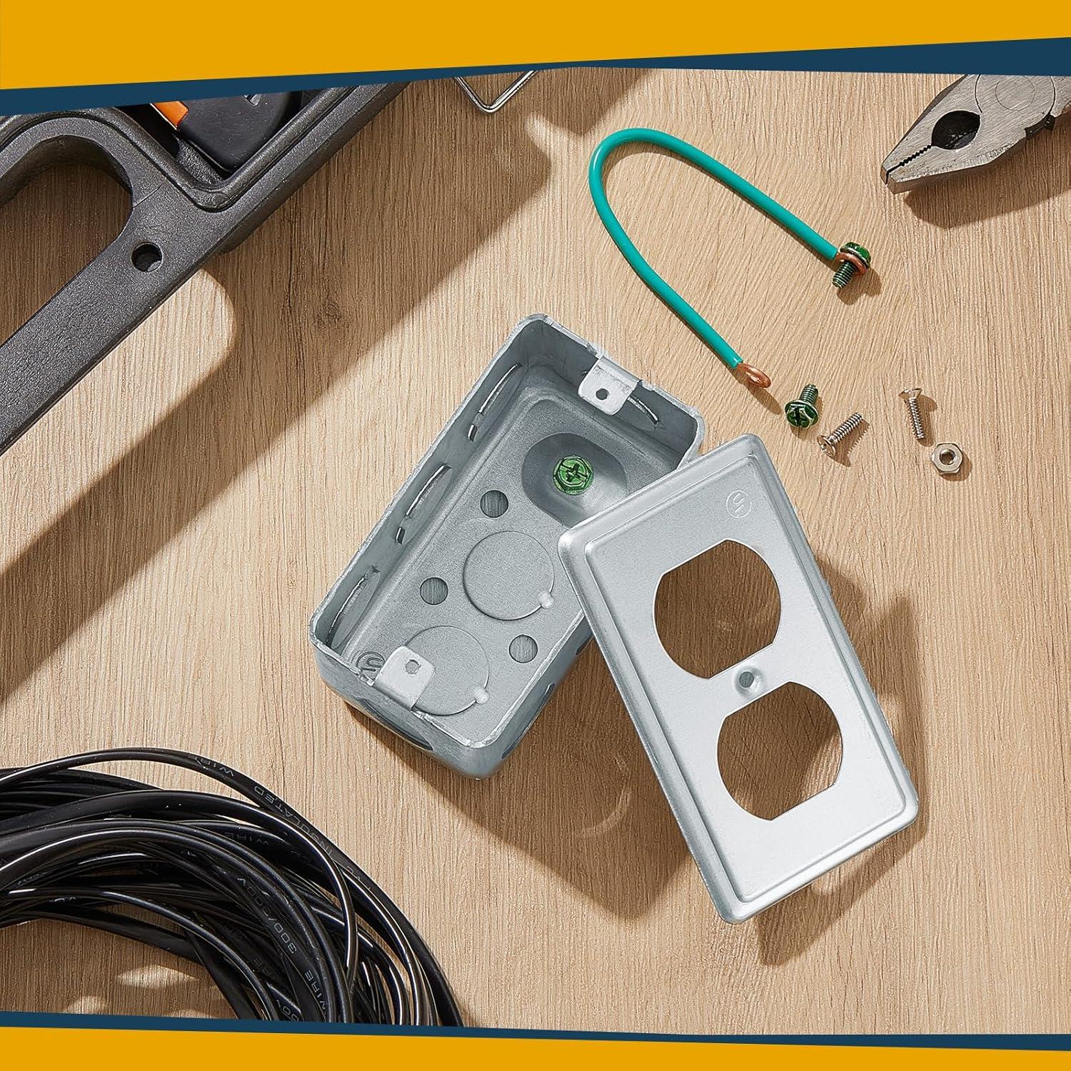 4 Cajas Eléctricas de Metal Copkim 10x5 cm con Tapa y Tornillos