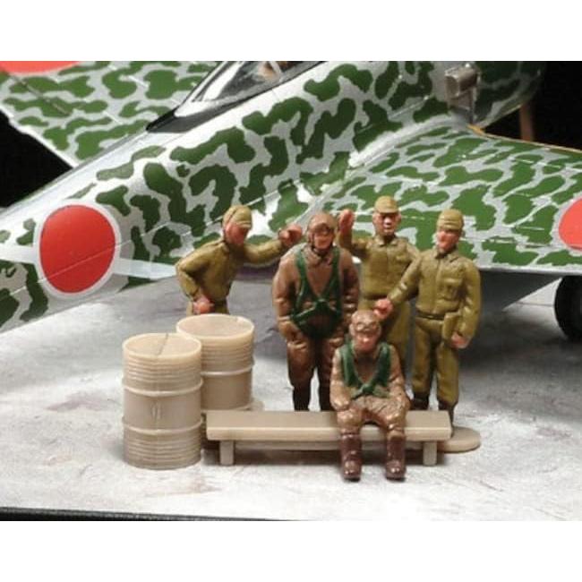 Modelo Doyusha TX3-1800 1/100 Militar con Motor