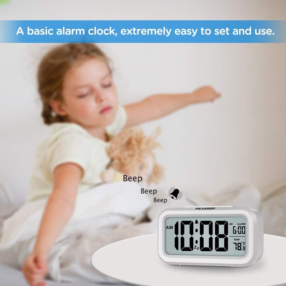 Reloj Despertador Digital Peakeep con Luz y Temperatura