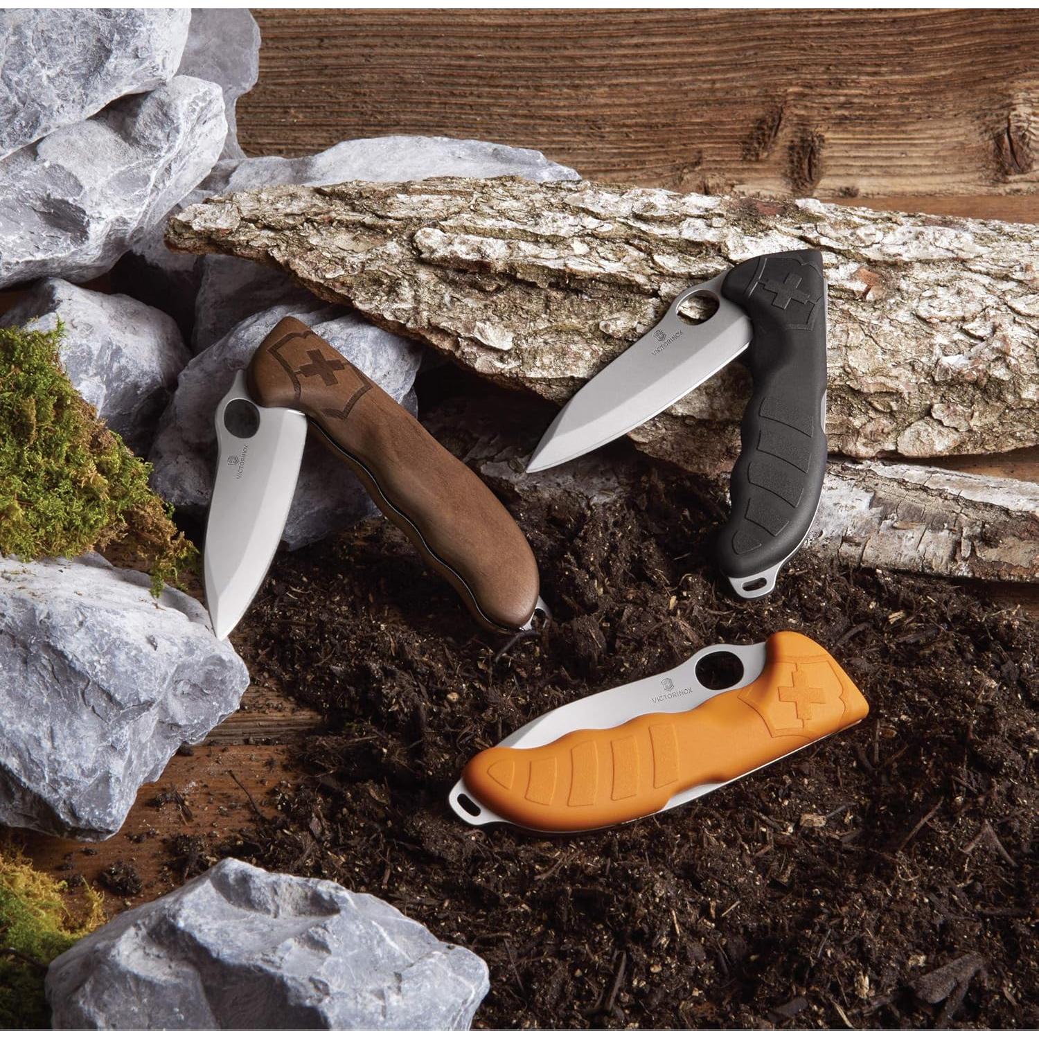 Cuchillo de Caza Victorinox Hunter Pro M Negro 13.6cm con Funda