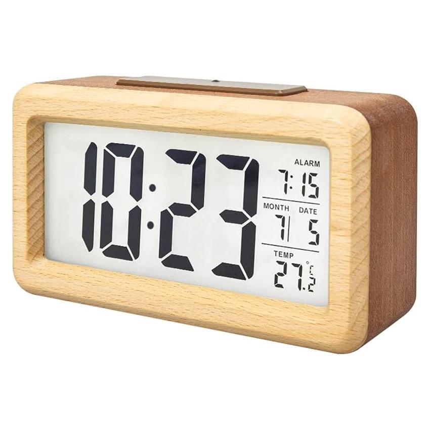 Reloj Despertador Digital de Madera Everwood con Luz LED
