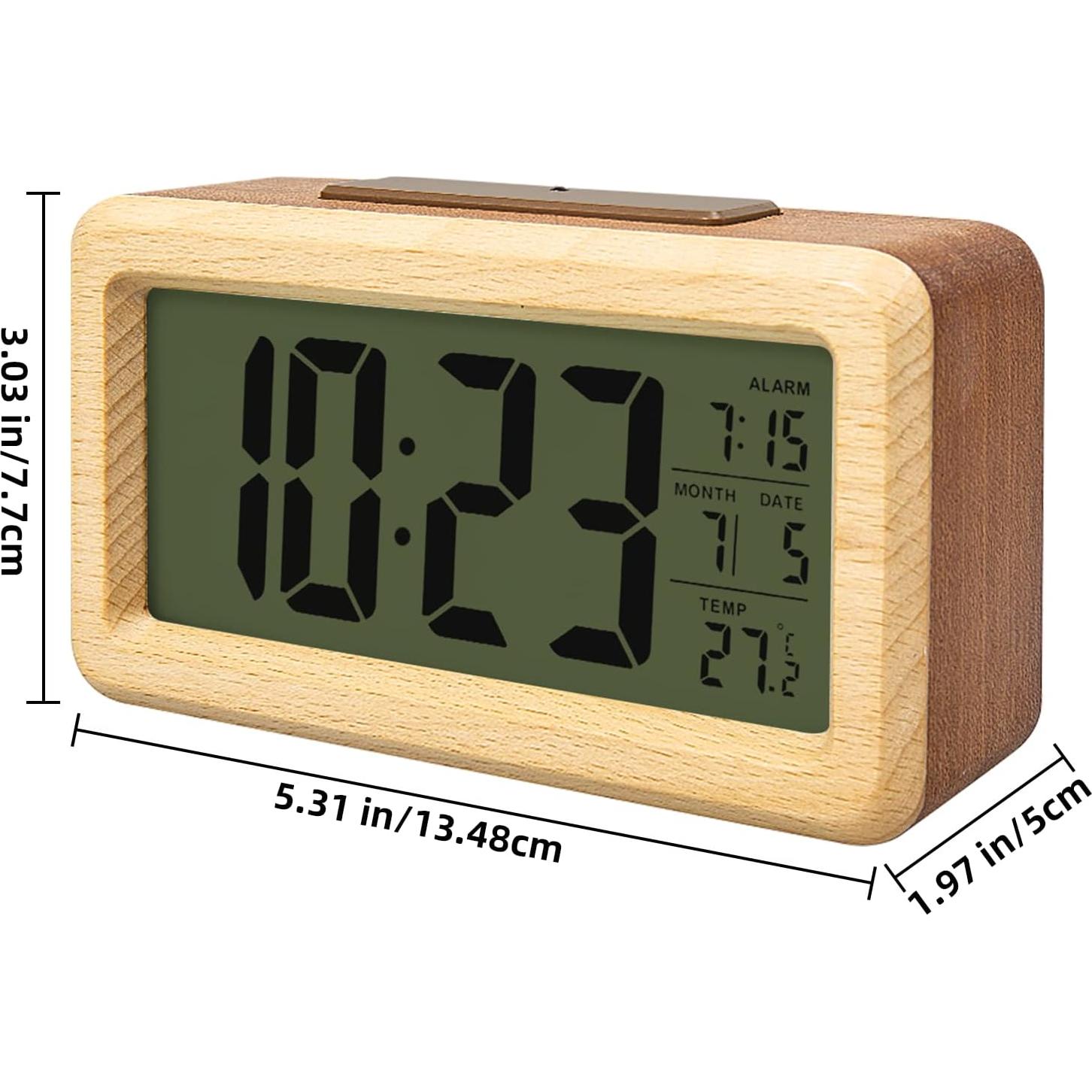 Reloj Despertador Digital de Madera Everwood con Luz LED