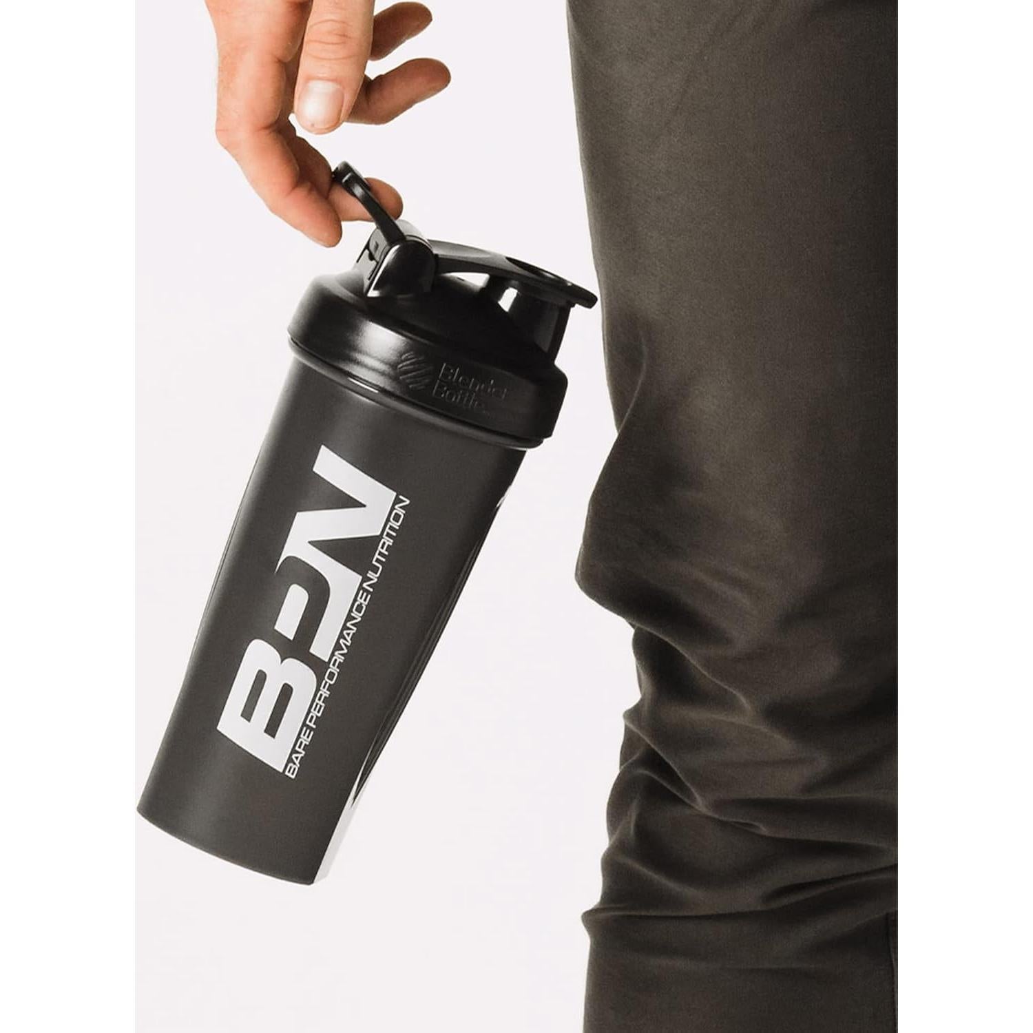 Botella Shaker BPN 828 ml con batidor negro