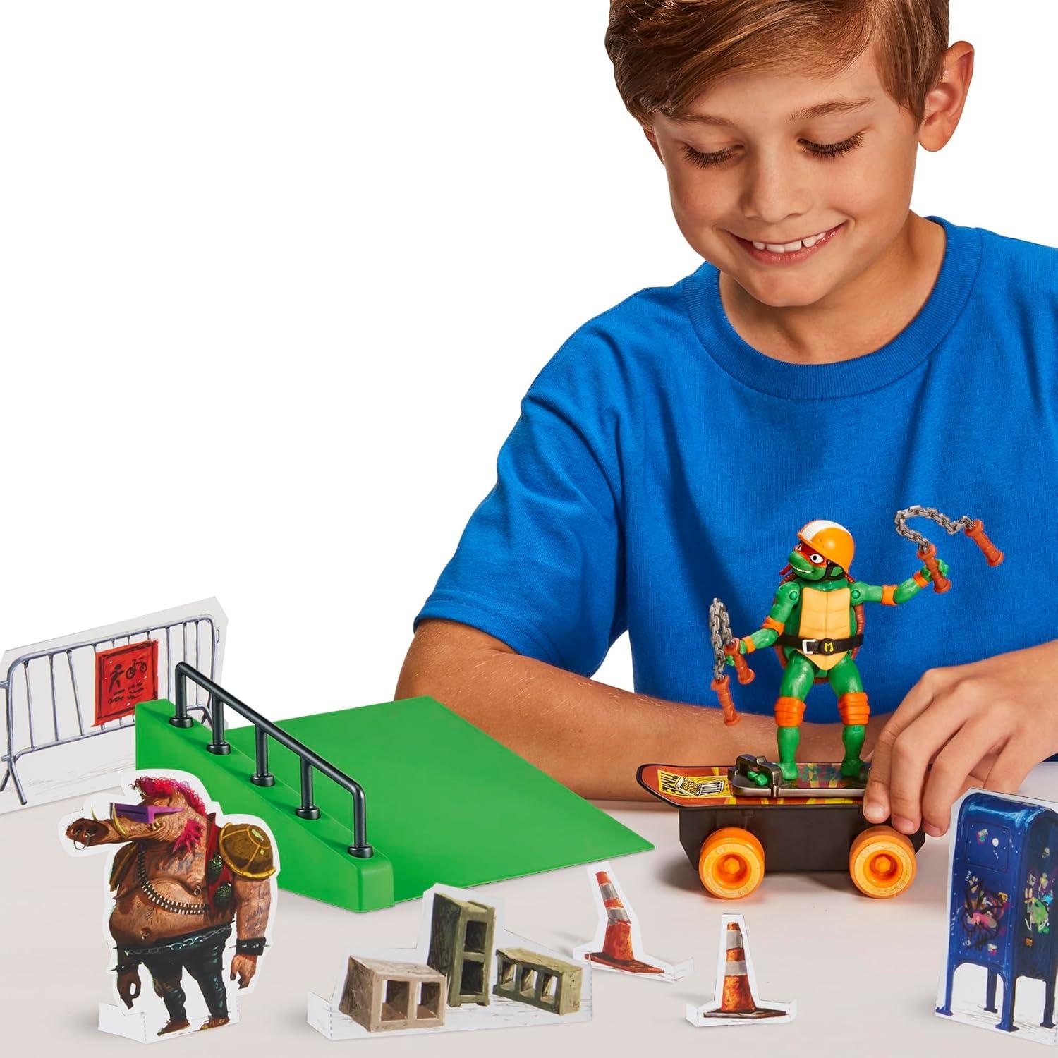 Tortugas Ninja Michelangelo Patineta Motorizada con Rampa