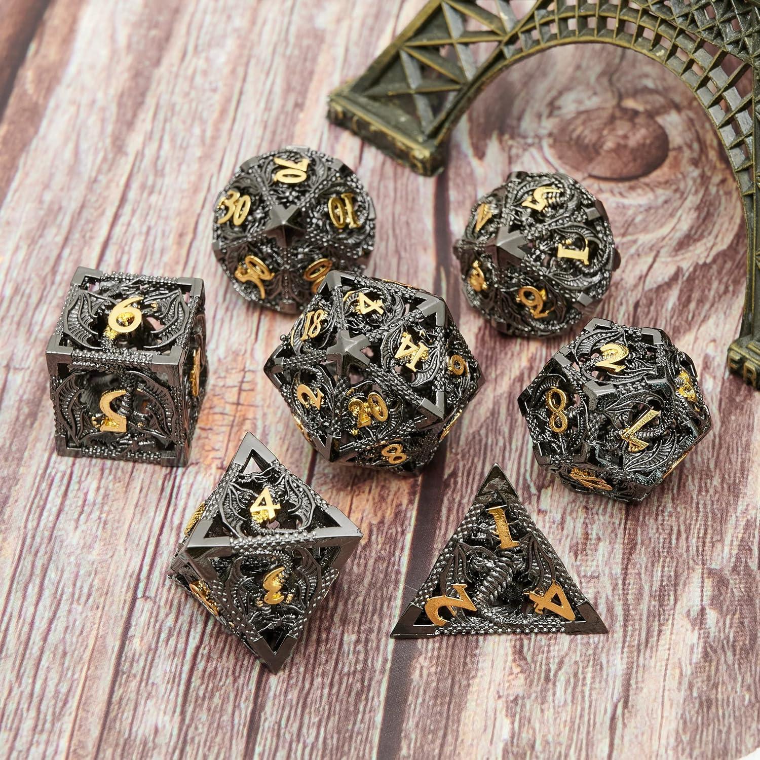 Set de Dados de Metal DND 7 Piezas UONUOT Negro/Dorado